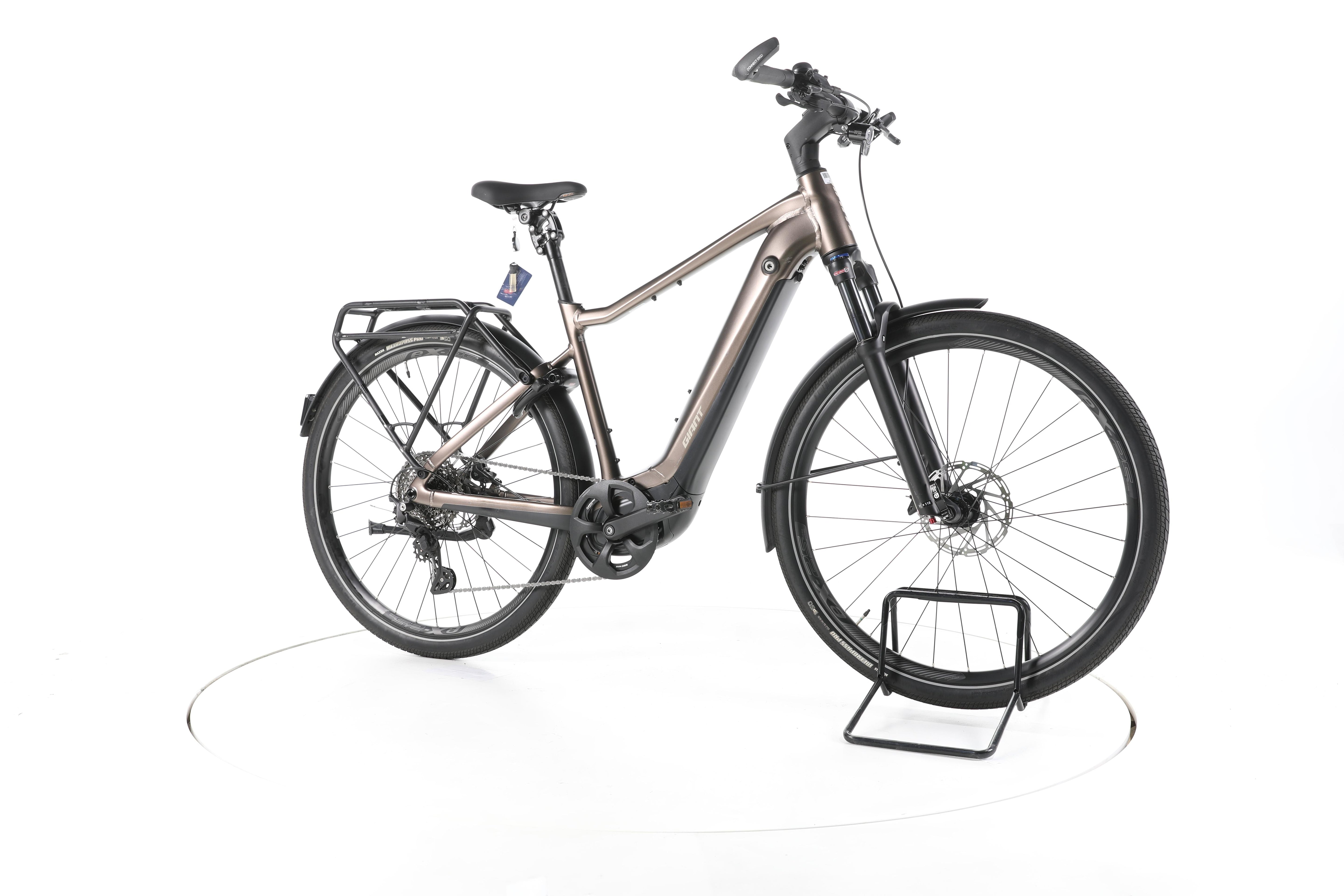 Giant Explore E+ Pro 1 GTS Trekking E-Bike - Image 2