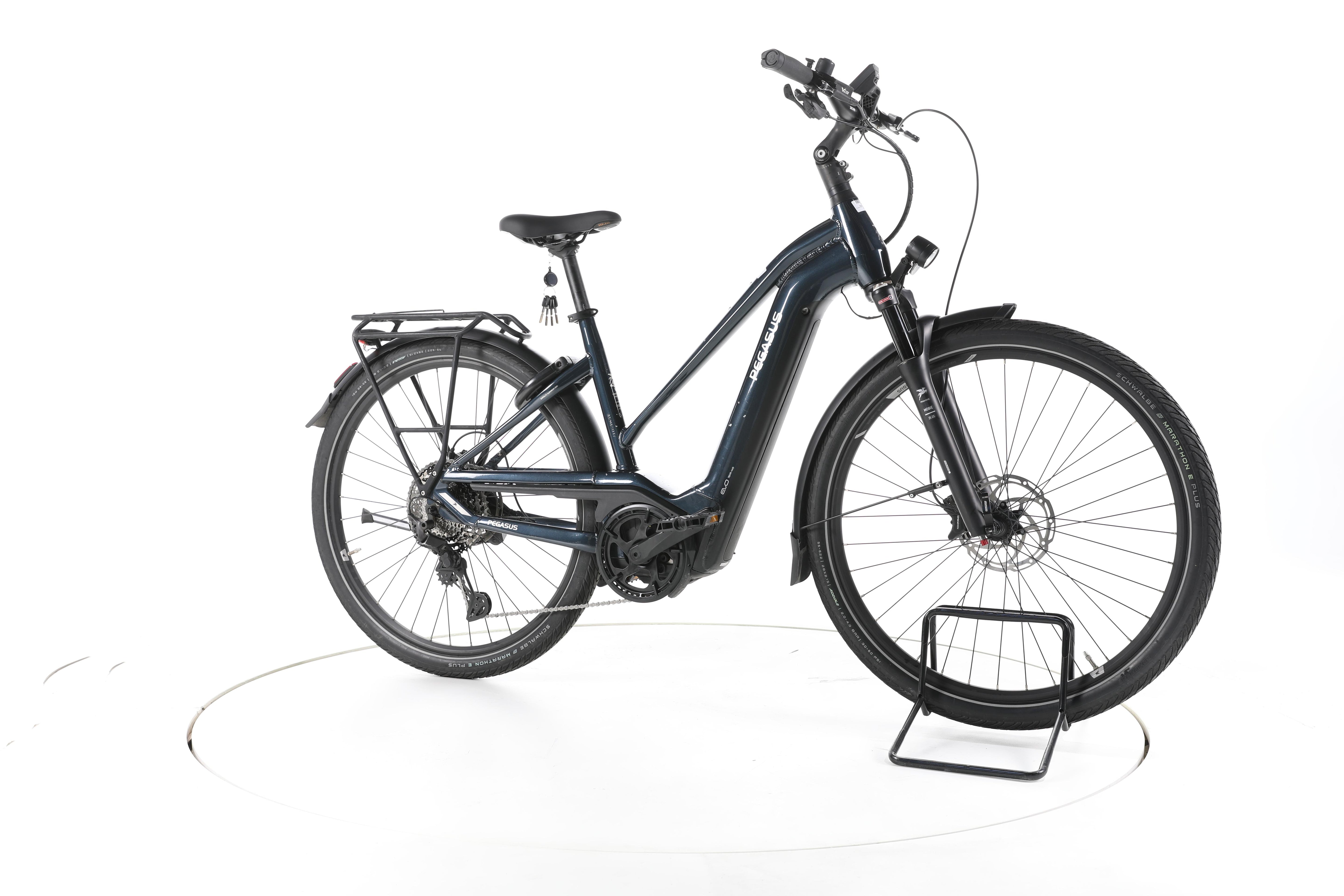 Pegasus Premio EVO 11 "40th Anniversary" Trekking E-Bike - Image 2