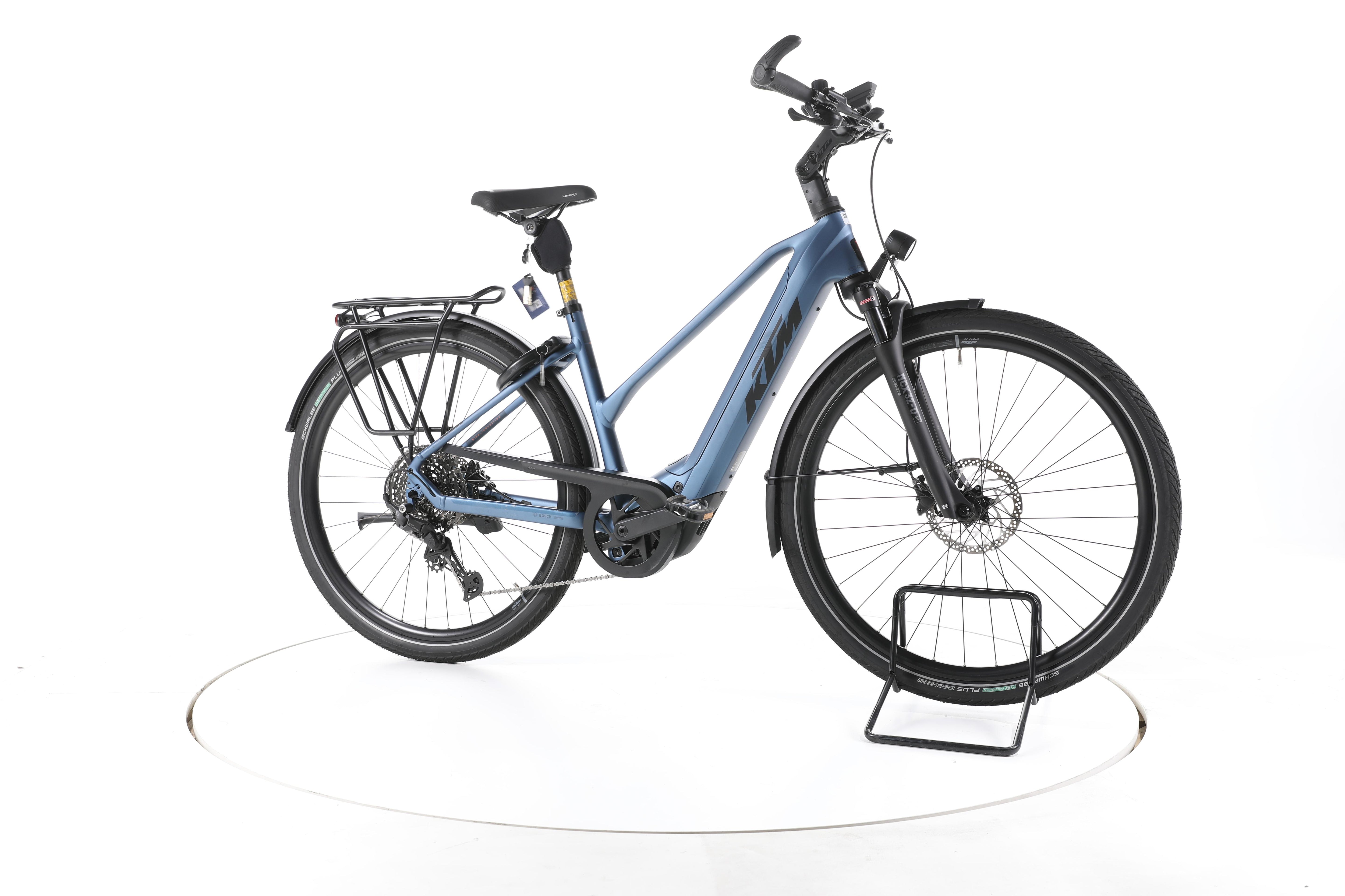 KTM Cento Plus ZEG Trekking E-Bike 2025 - Image 2