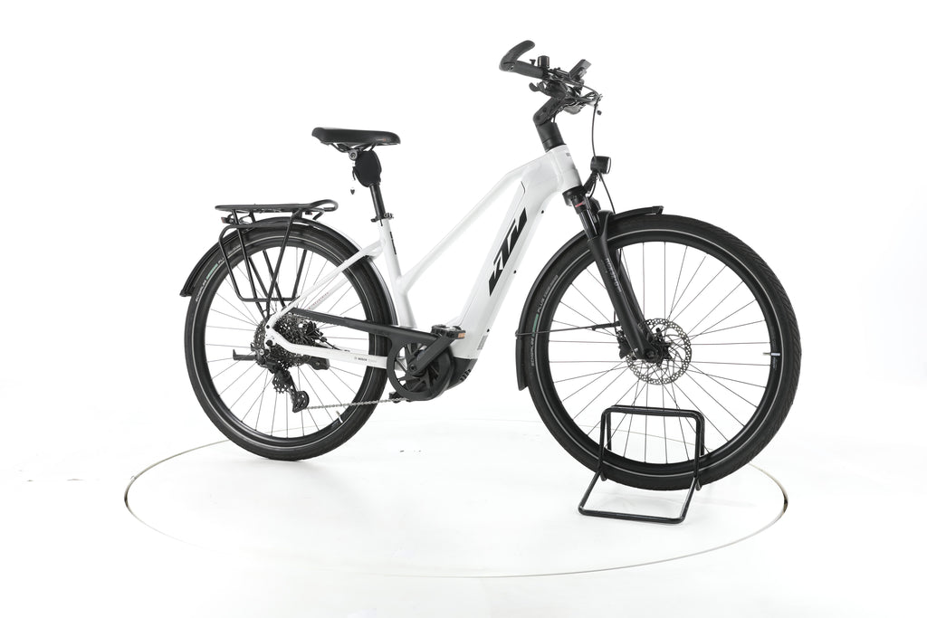 KTM Cento 10 Trekking E-Bike 2024 - Image 2