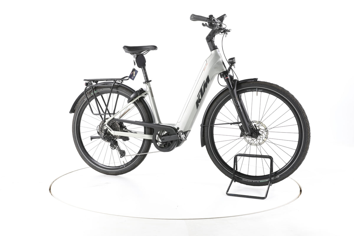 KTM Magic Pro Trekking E-Bike Tiefeinsteiger 2025 - Image 2
