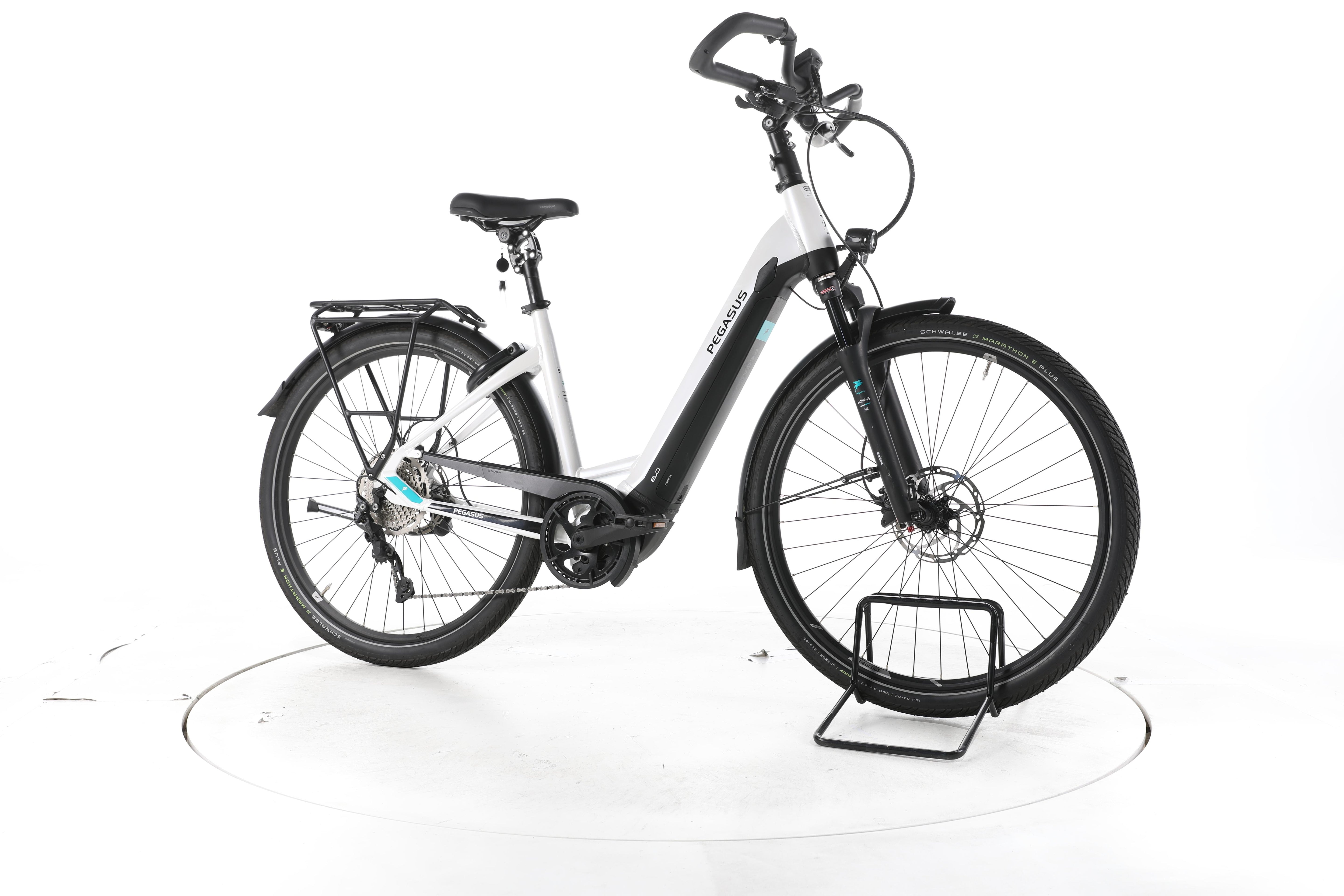 Pegasus Premio EVO Lite Trekking E-Bike Tiefeinsteiger - Image 2