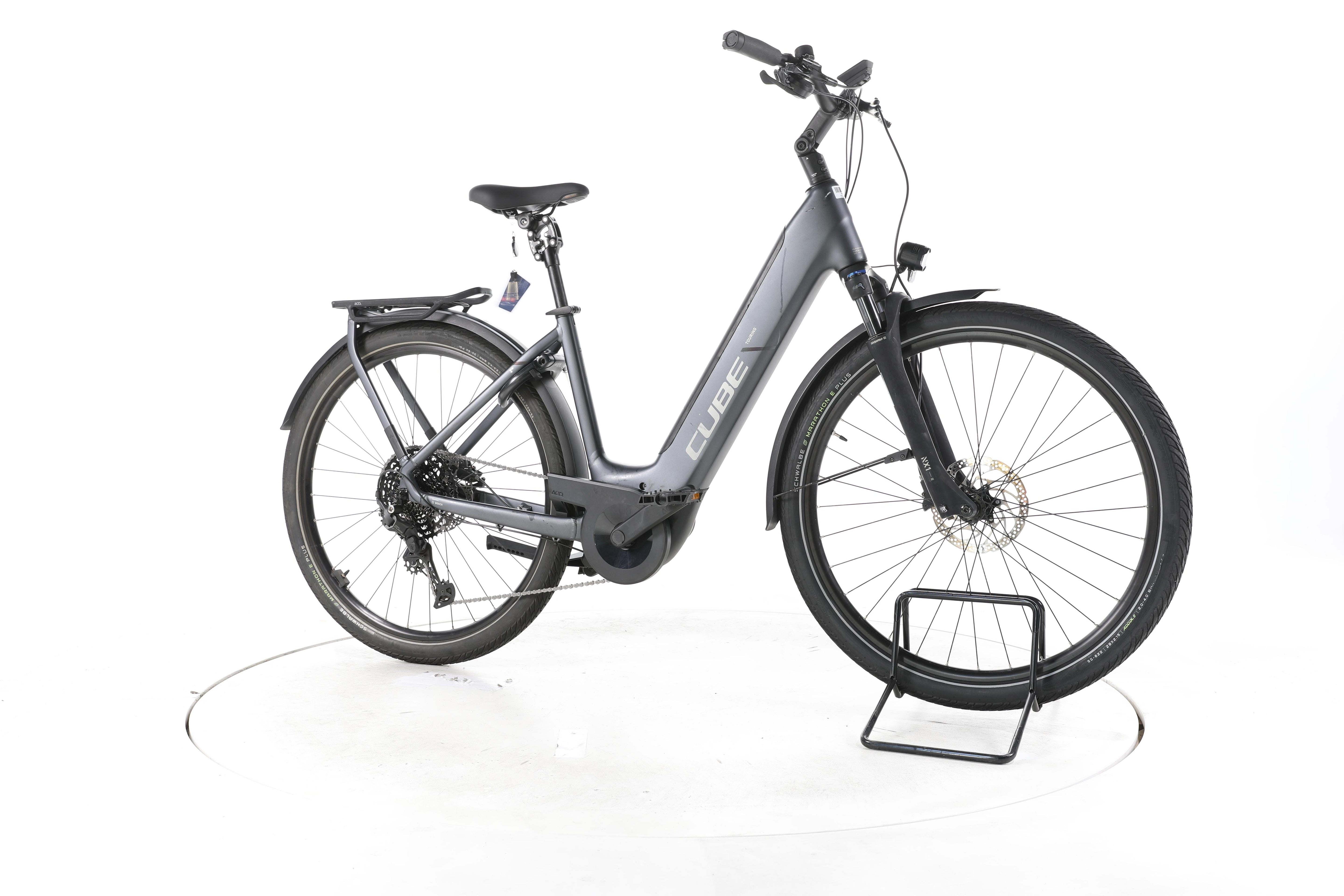 Cube Touring Pro Trekking E-Bike Tiefeinsteiger 2024 - Image 2