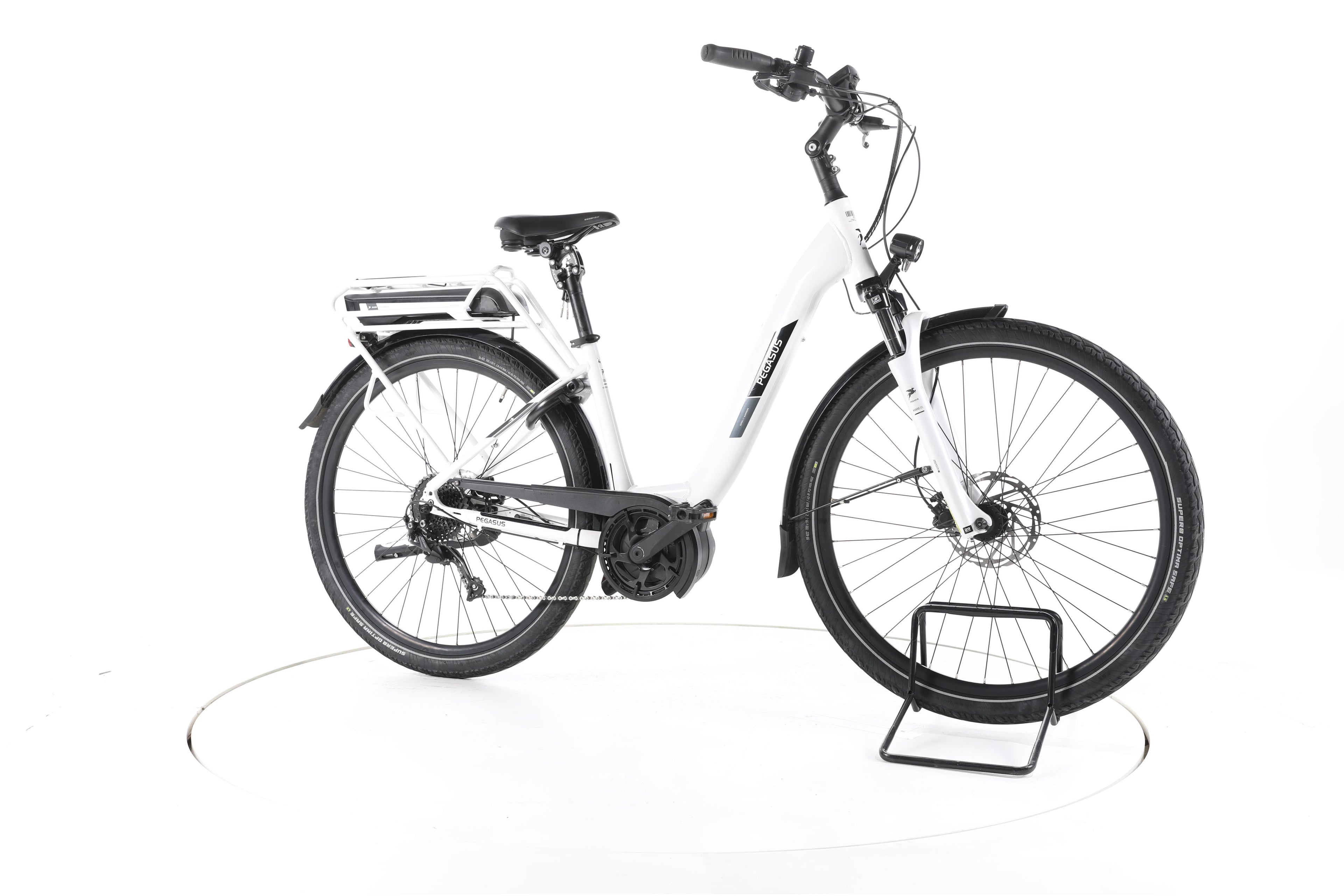 Pegasus Solero E9 Performance Trekking E-Bike Tiefeinsteiger - Image 2