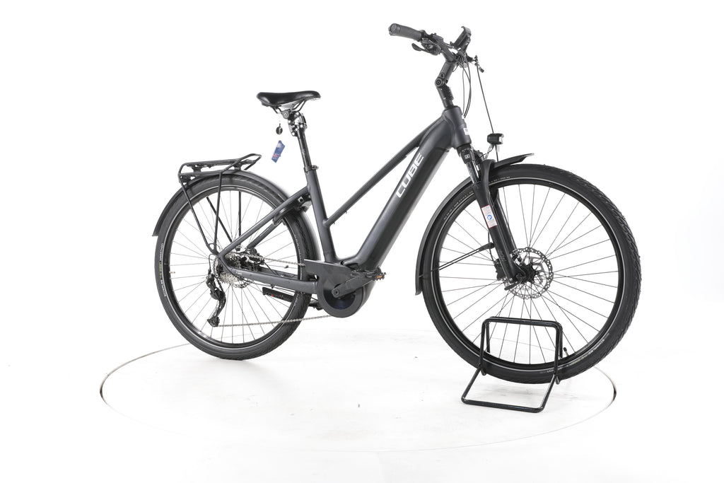Cube Touring Hybrid ONE Trekking E-Bike - Image 2