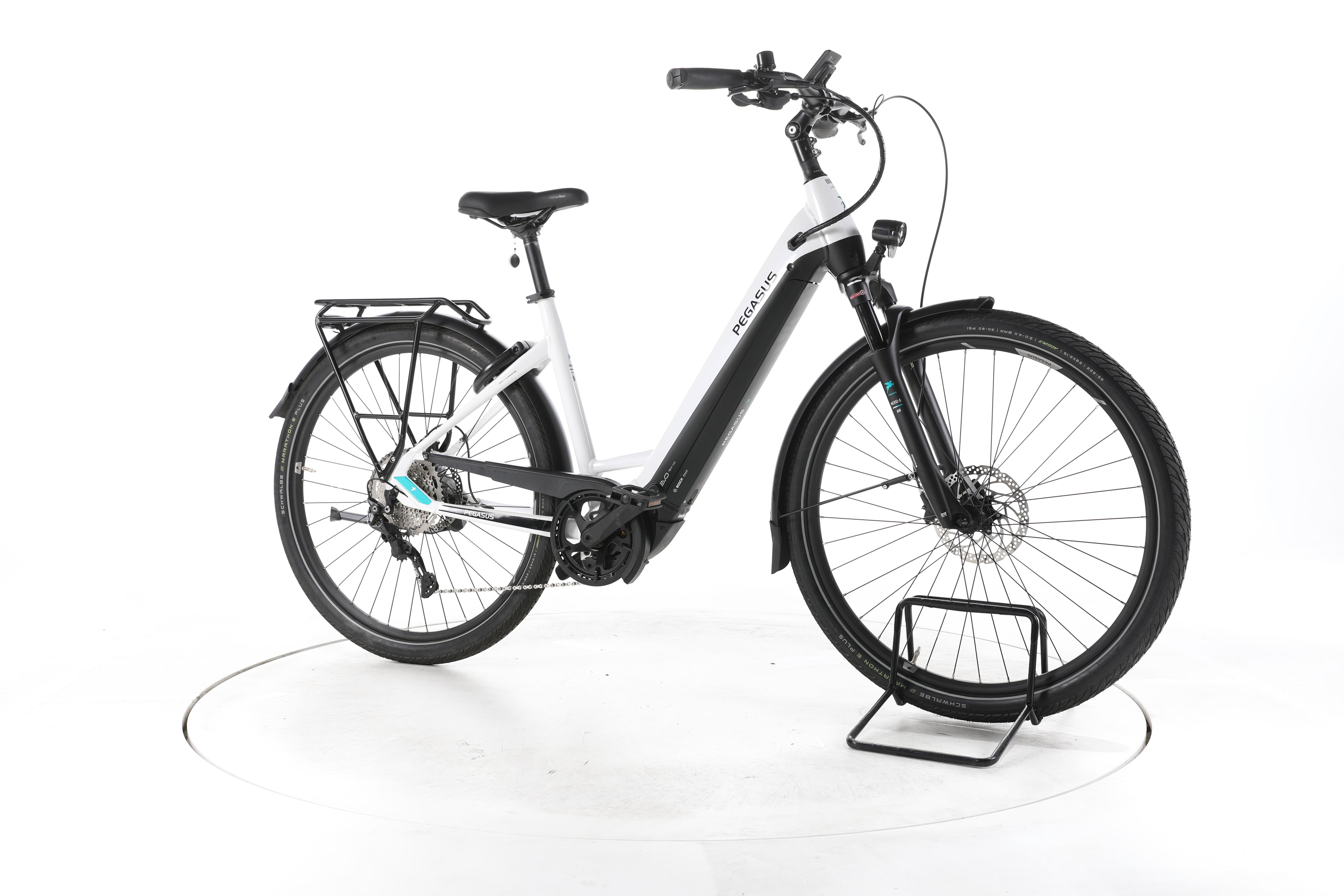 Pegasus Premio EVO Lite Trekking E-Bike Tiefeinsteiger - Image 2