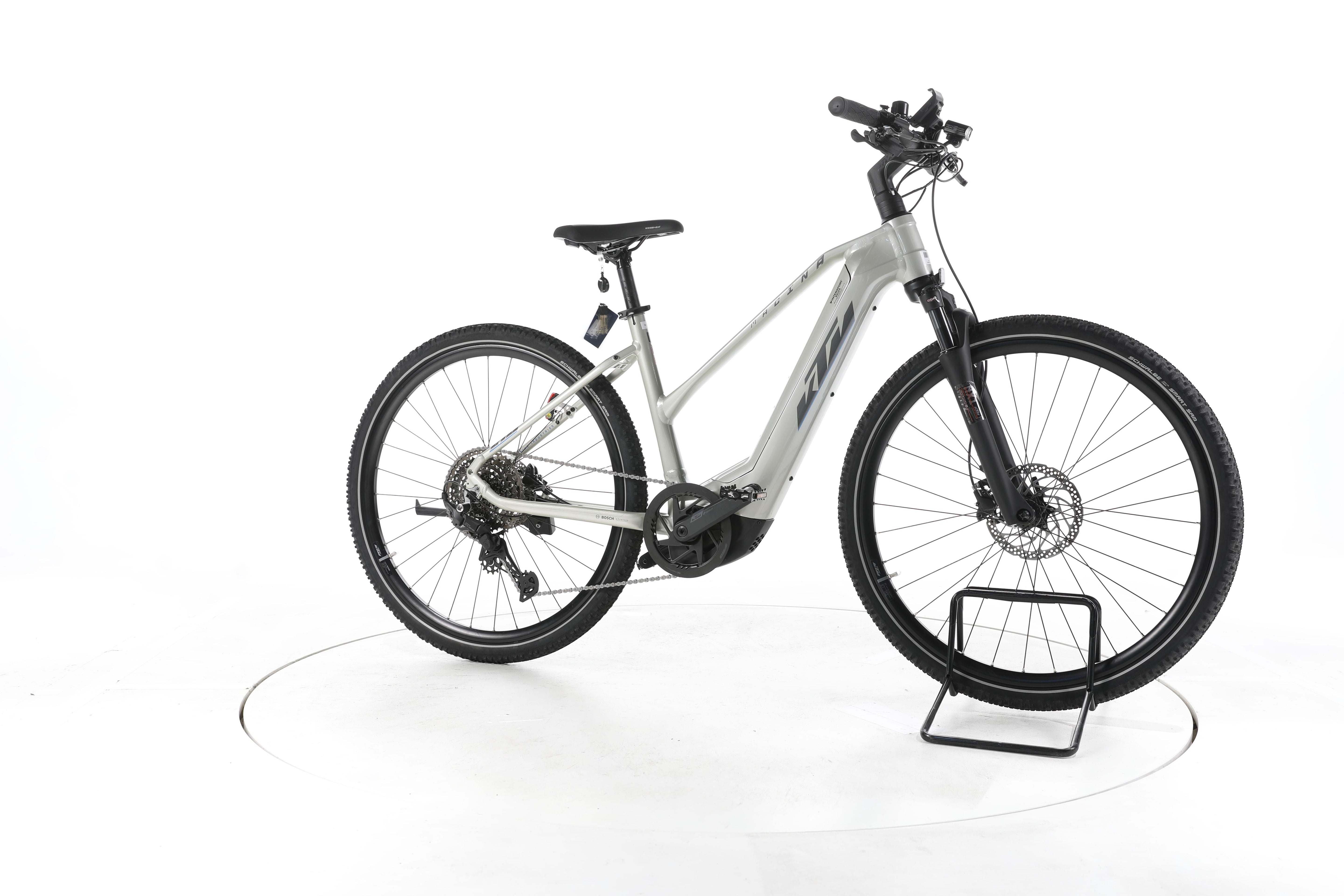 KTM Macina Cross 720 E-Bike 2024 - Image 2