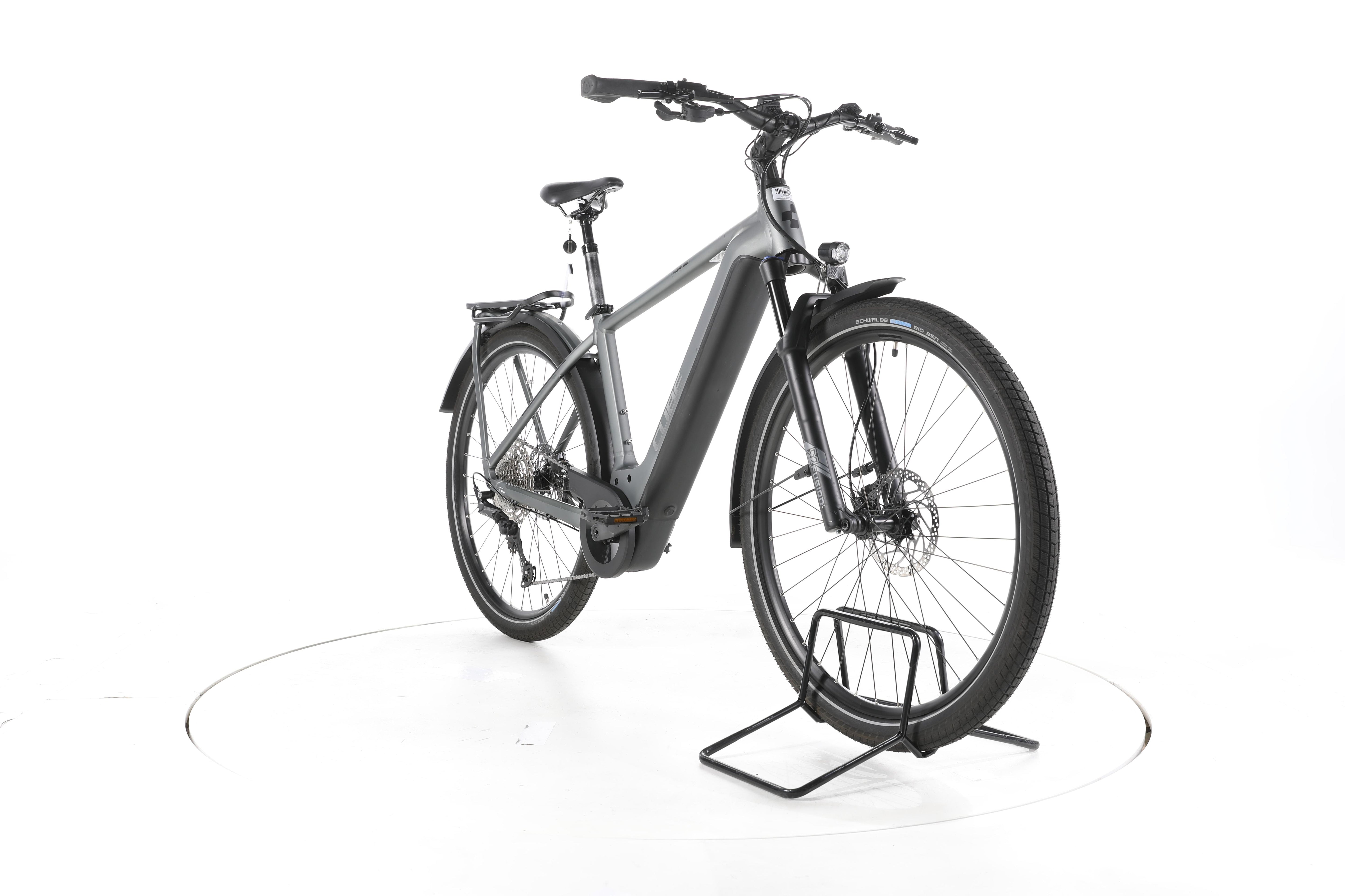 Cube Kathmandu Hybrid Pro Trekking E-Bike - Image 3