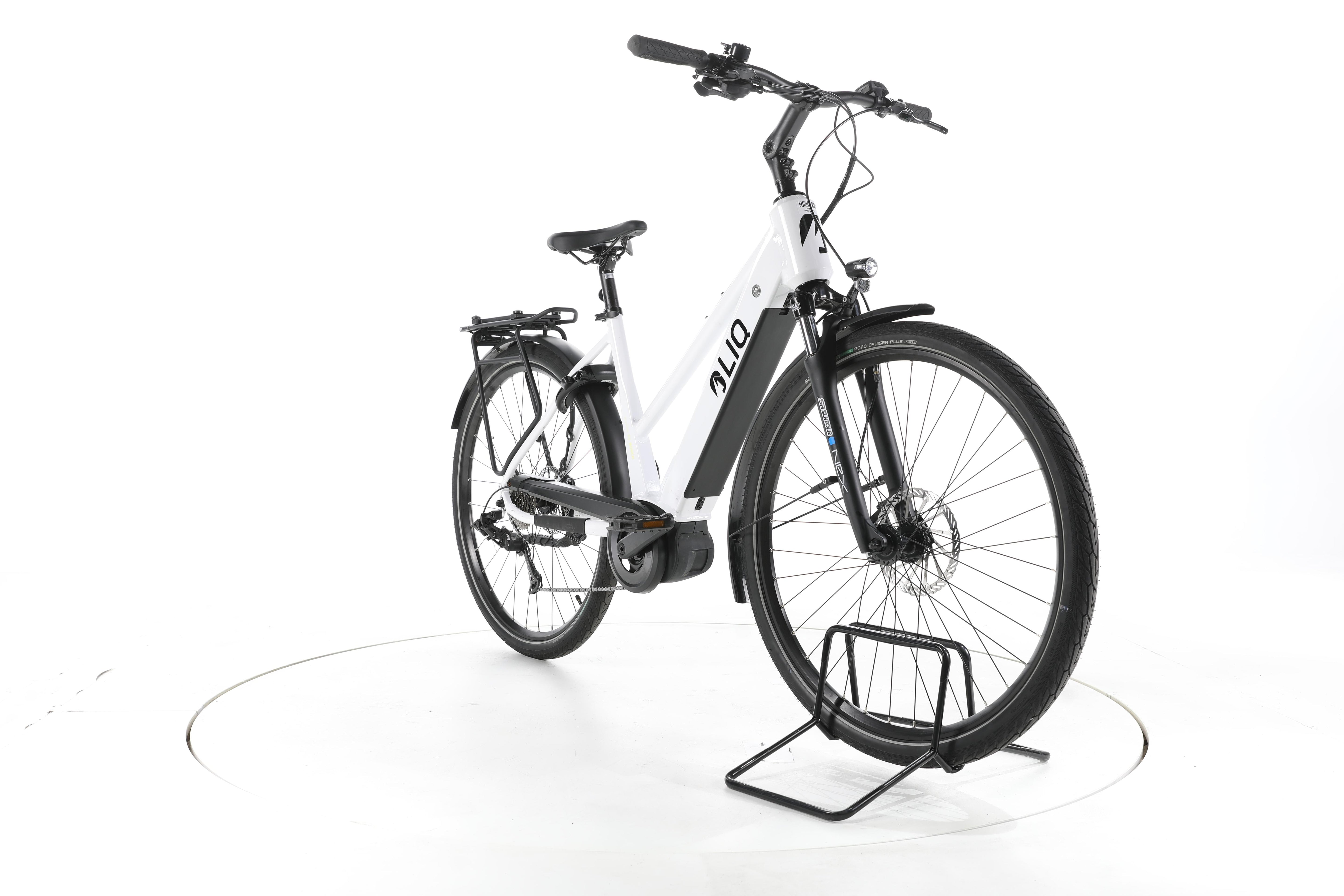 LIQBIKE Active Trekking E-Bike - Image 3
