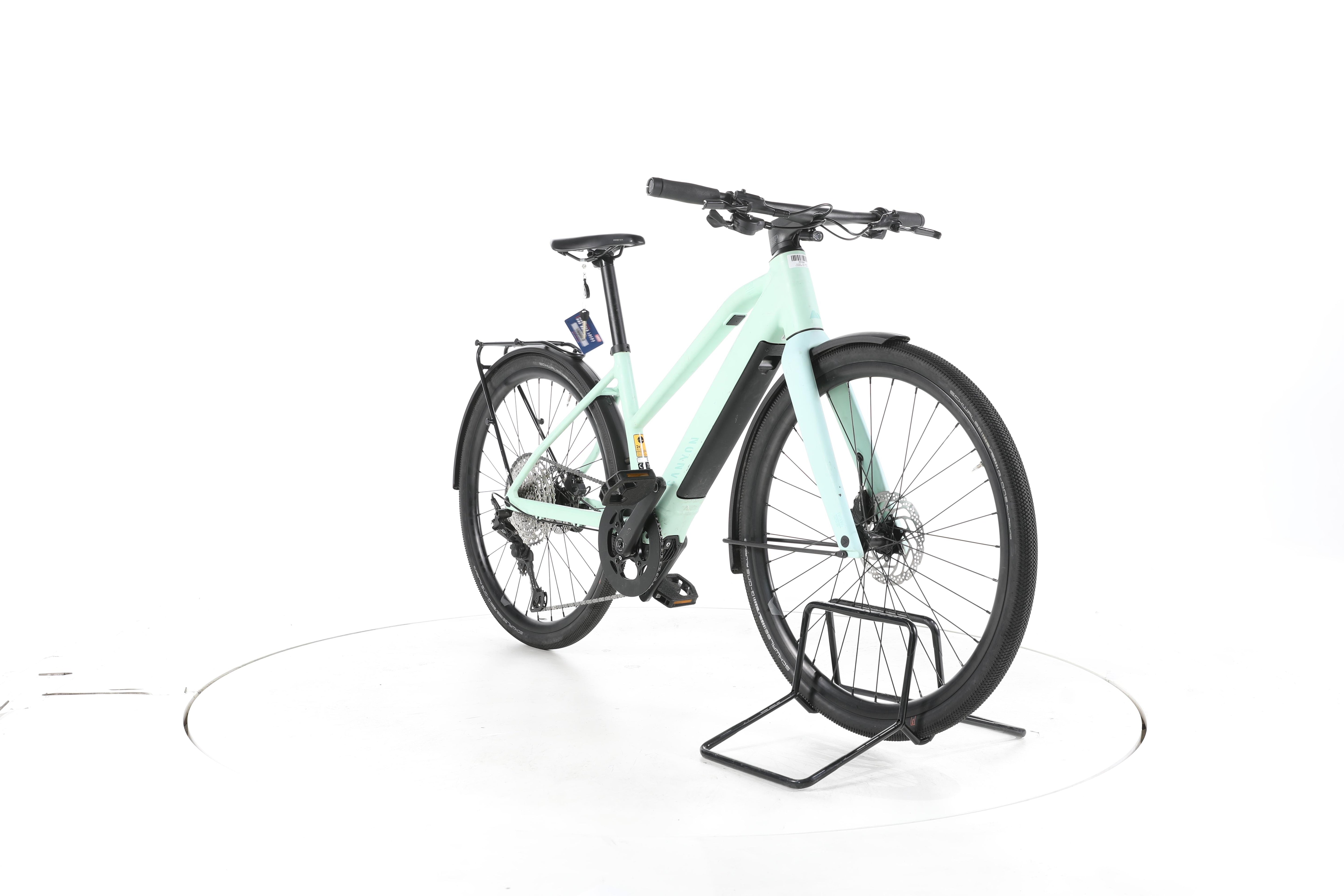 Canyon Commuter:ON 7 Trekking E-Bike - Image 3