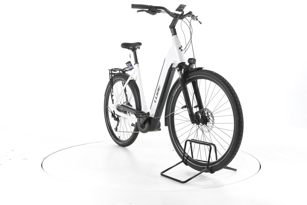 Cube Supreme Sport Hybrid ONE Trekking E-Bike Tiefeinsteiger - Image 3