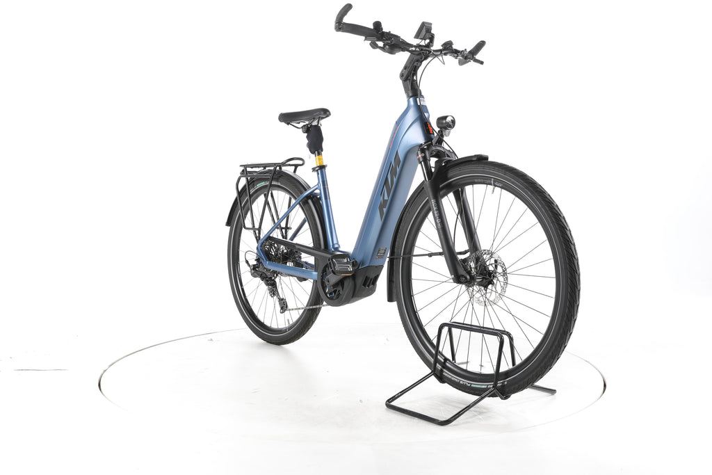 KTM Cento 10 Plus Trekking E-Bike Tiefeinsteiger 2025 - Image 3