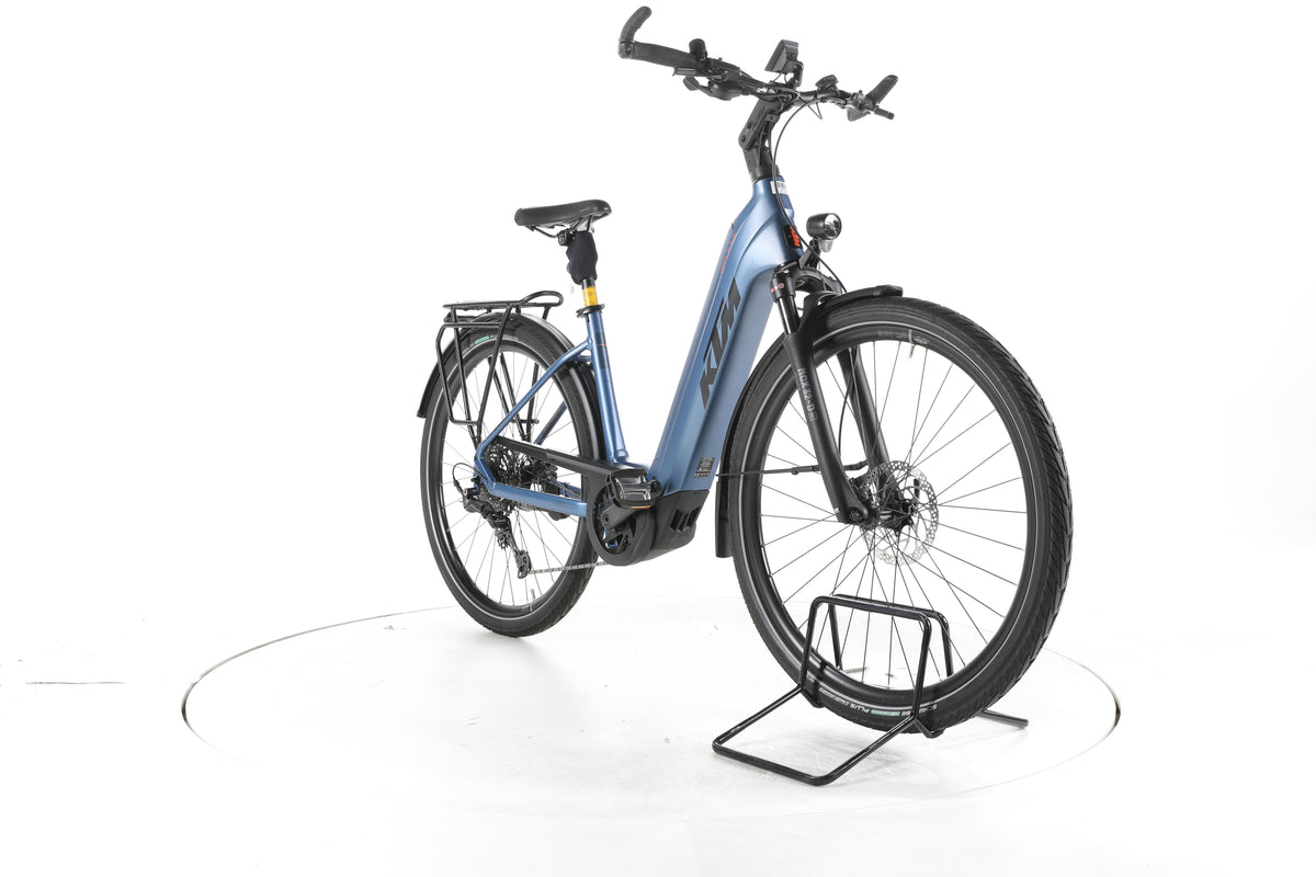 KTM Cento 10 Plus Trekking E-Bike Tiefeinsteiger 2025 - Image 3