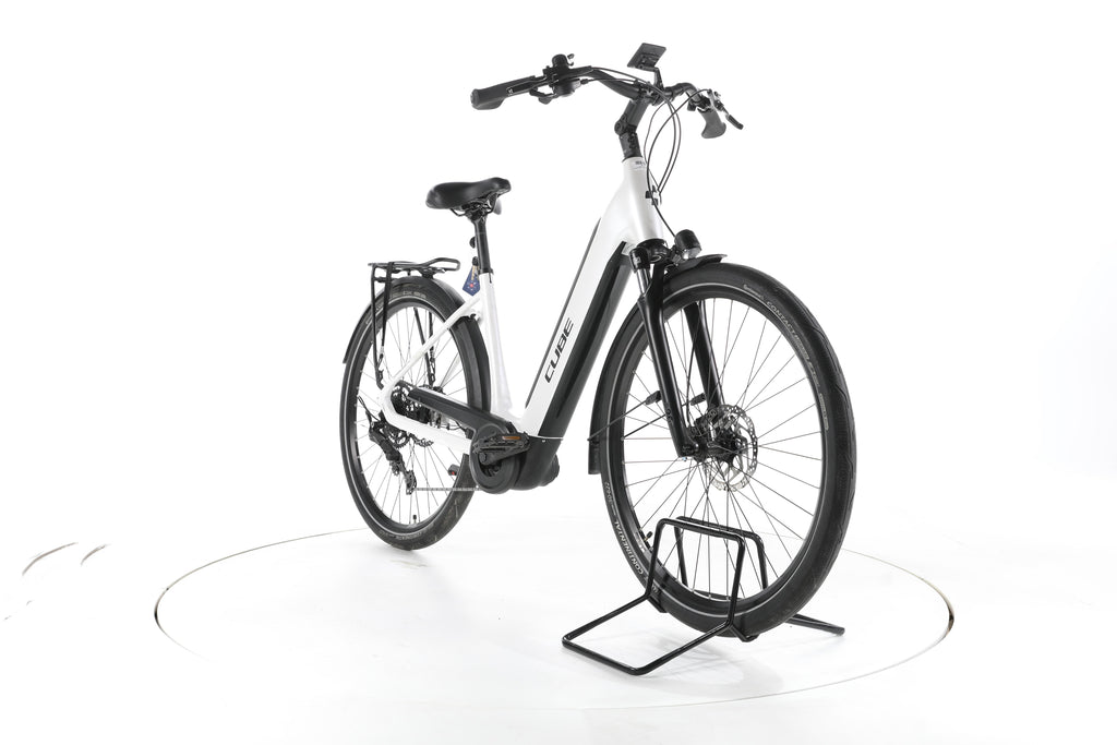 Cube Supreme Sport Hybrid ONE Trekking E-Bike Tiefeinsteiger 2024 - Image 3