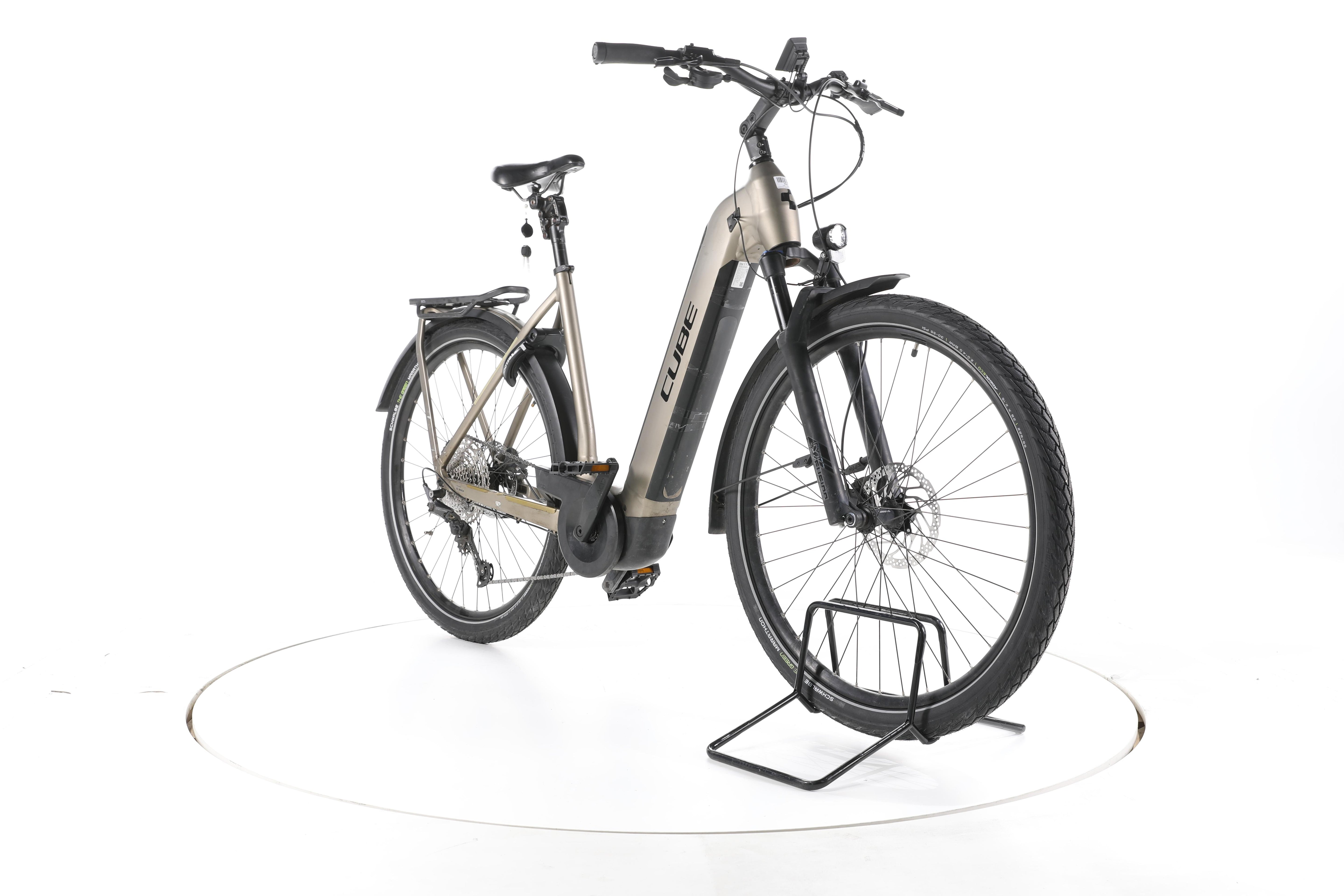 Cube Kathmandu Hybrid Pro Trekking E-Bikes gebraucht