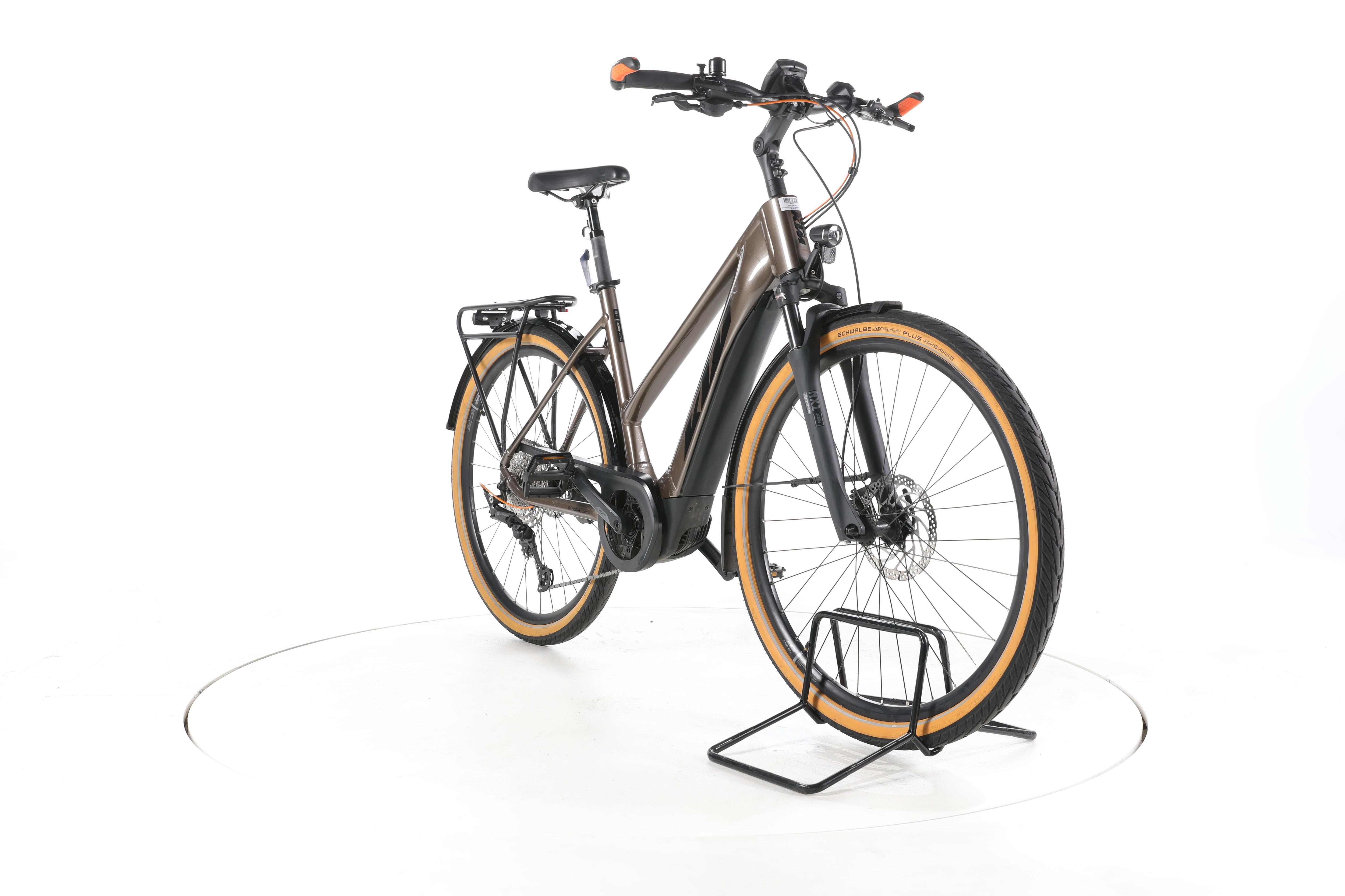 KTM Macina Ultimate Pro Trekking E-Bike - Image 3