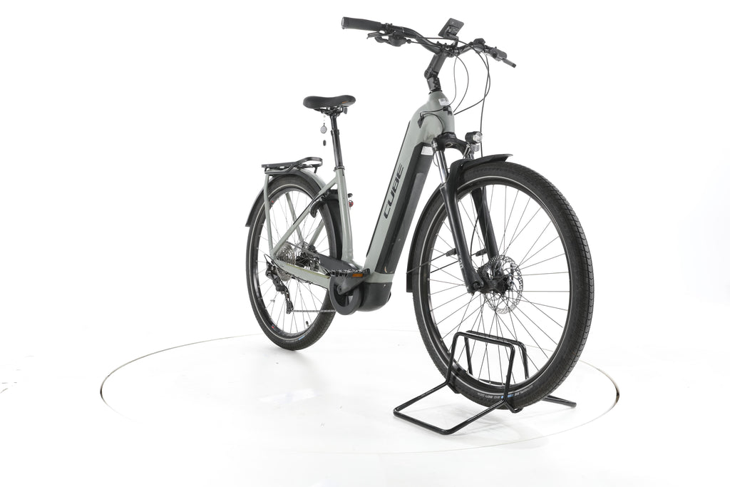 Cube Kathmandu Hybrid ONE Trekking E-Bike Tiefeinsteiger - Image 3
