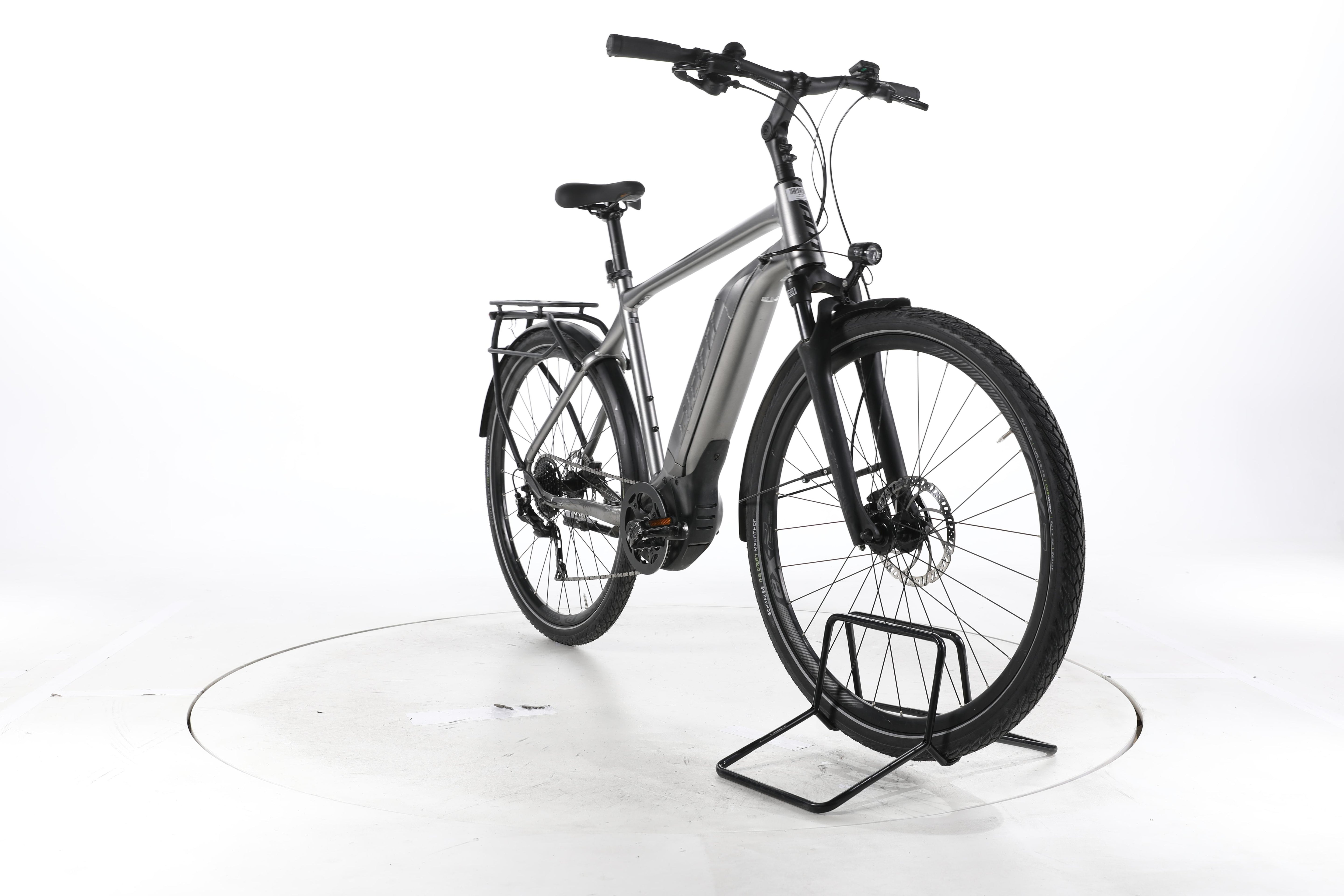 Giant Explore E+ 3 Trekking E-Bike - Image 3