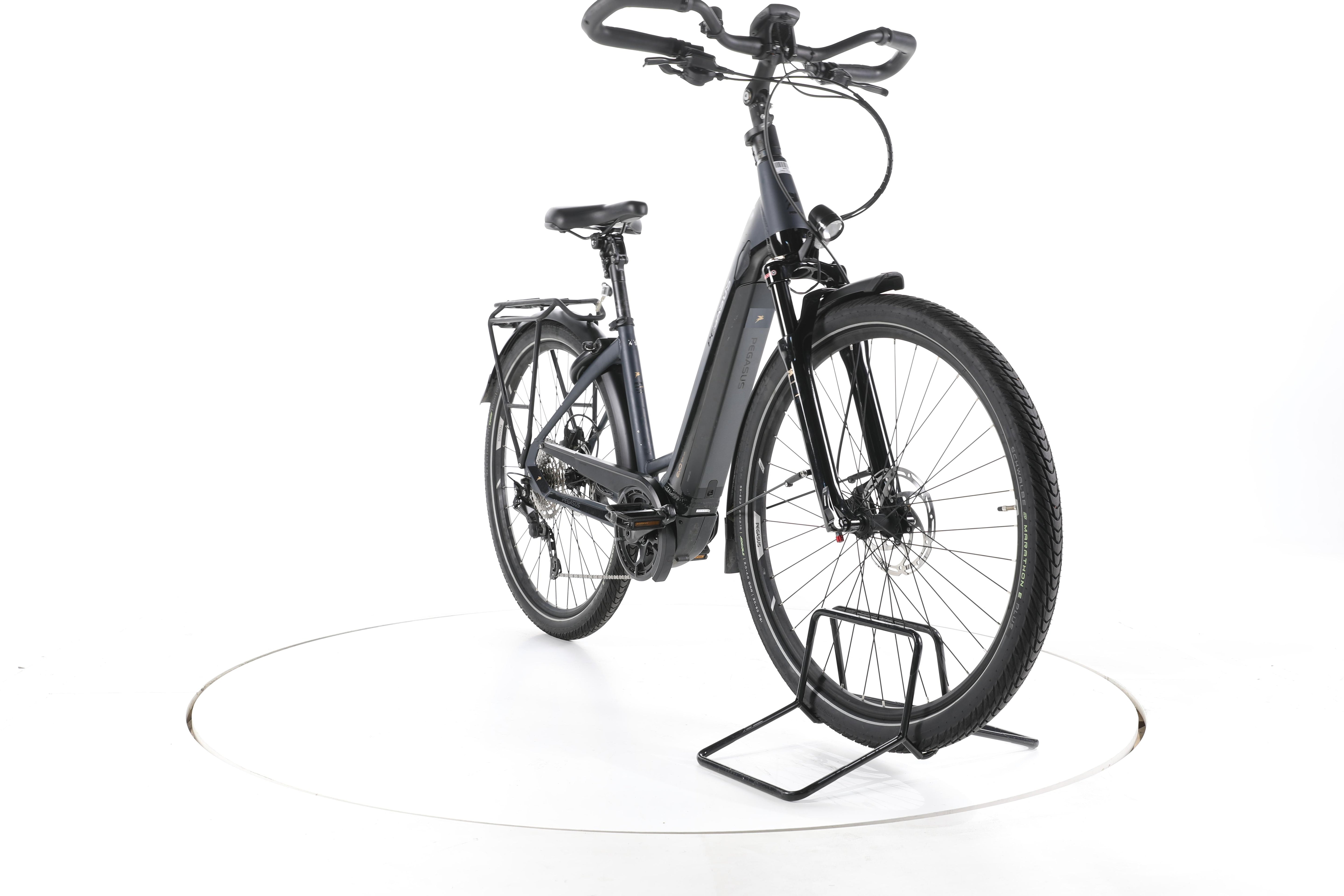 Pegasus Premio Evo Lite Comfort Trekking E-Bike Tiefeinsteiger - Image 3