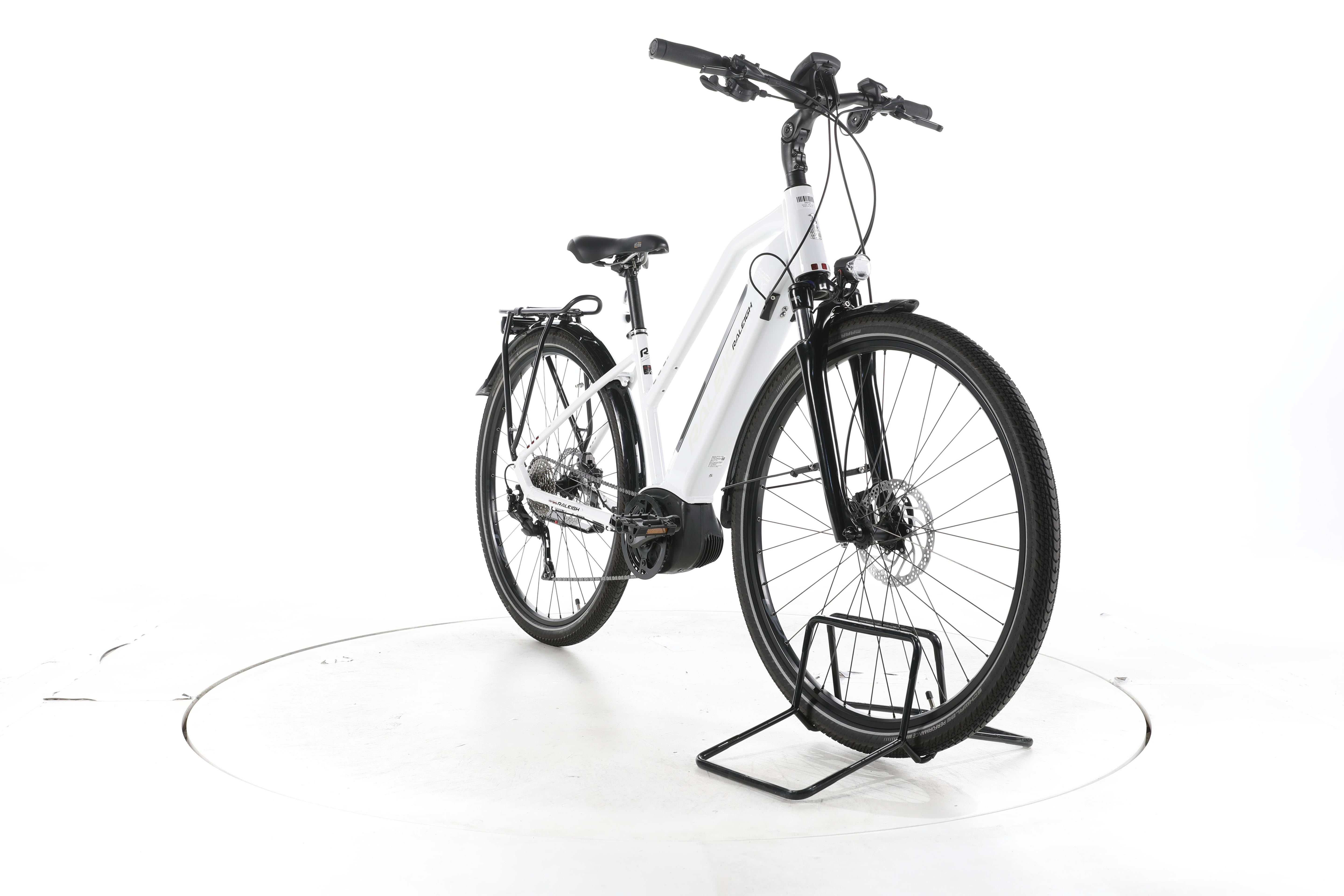 Raleigh Kent 9 Trekking E-Bike - Image 3
