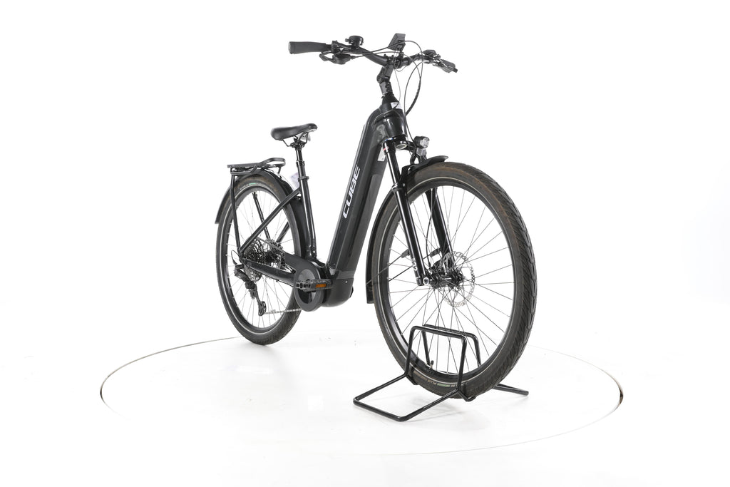 Cube Kathmandu Hybrid EXC Trekking E-Bike Tiefeinsteiger 2024 - Image 3