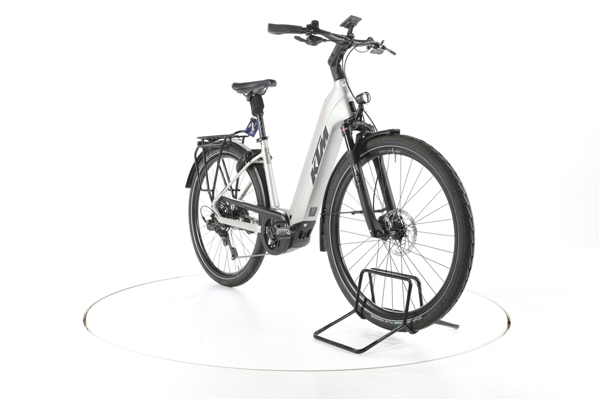 KTM Magic Pro Trekking E-Bike Tiefeinsteiger 2025 - Image 3