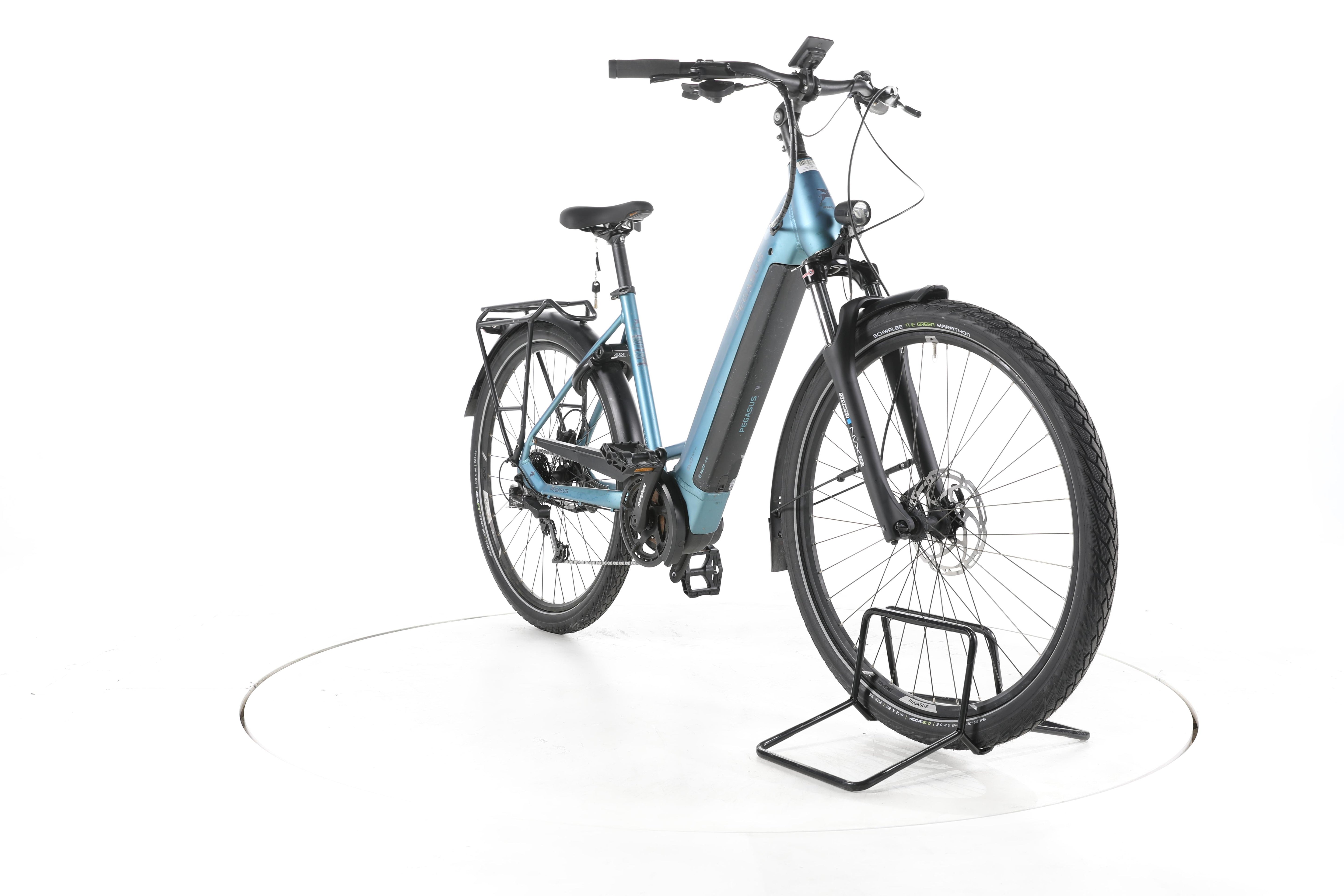 Pegasus Premio EVO Trekking E-Bike Tiefeinsteiger - Image 3