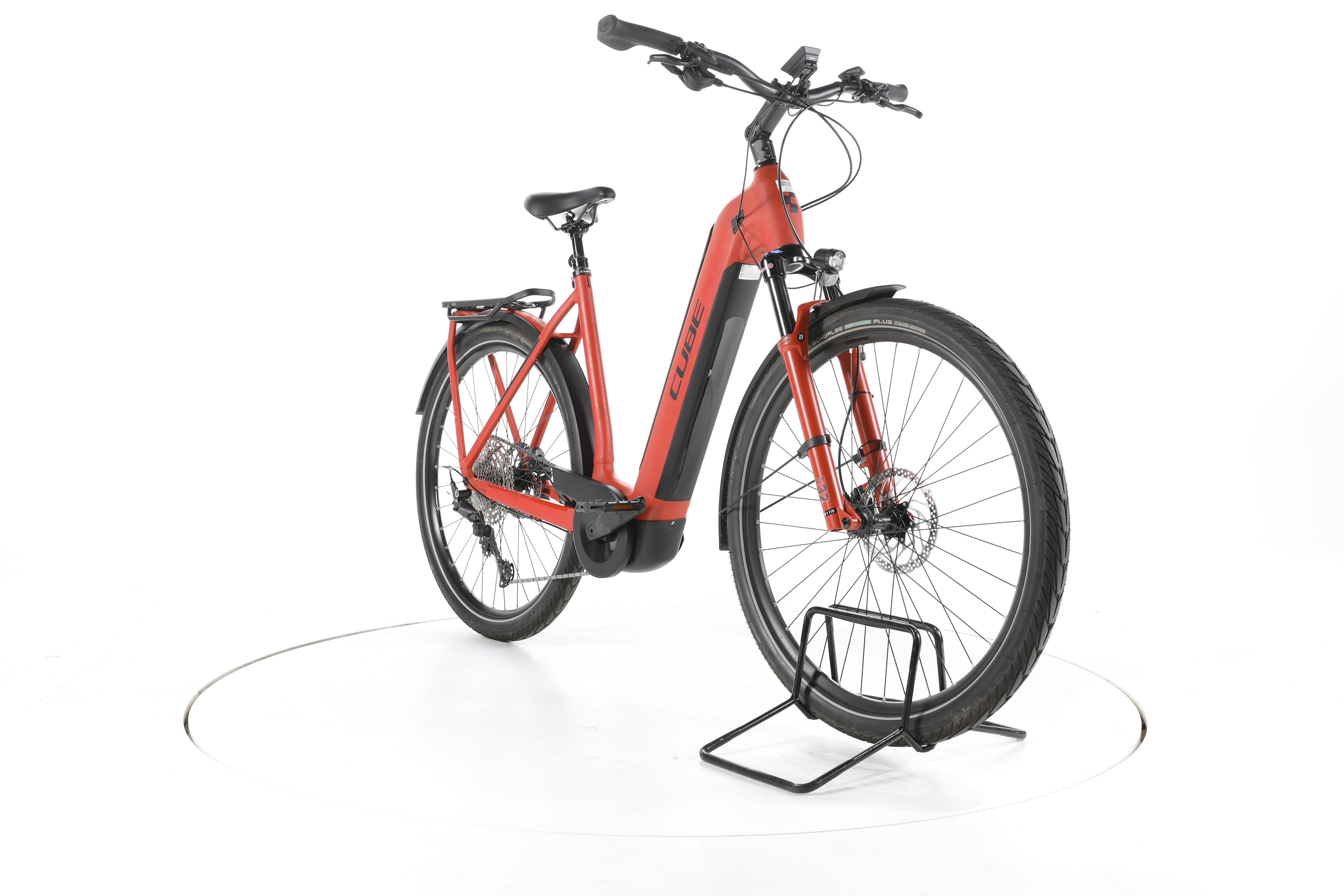 Cube Kathmandu Hybrid Trekking E-Bike Tiefeinsteiger - Image 3