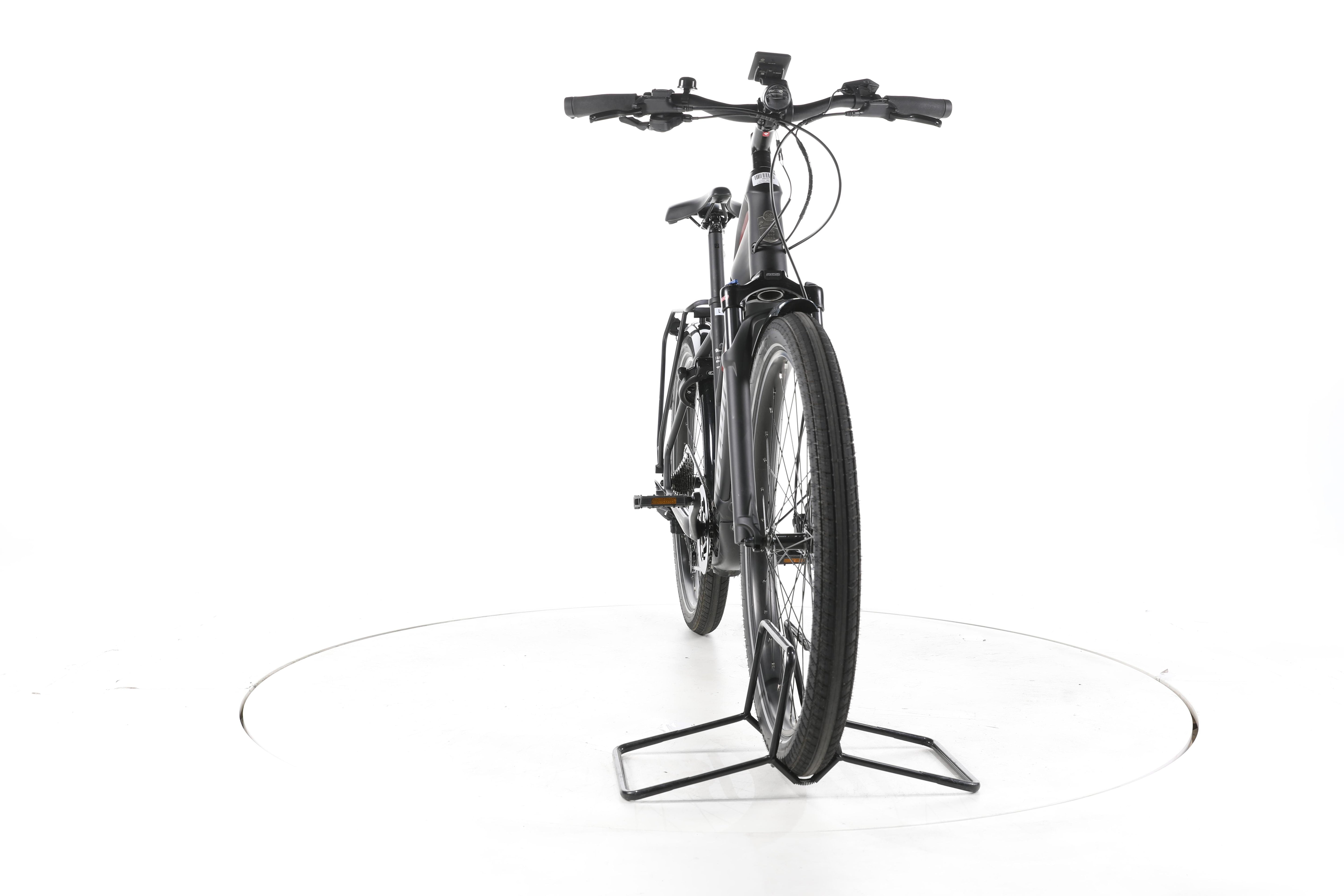 Diamant Zouma Deluxe Smart Trekking E-Bike - Image 4