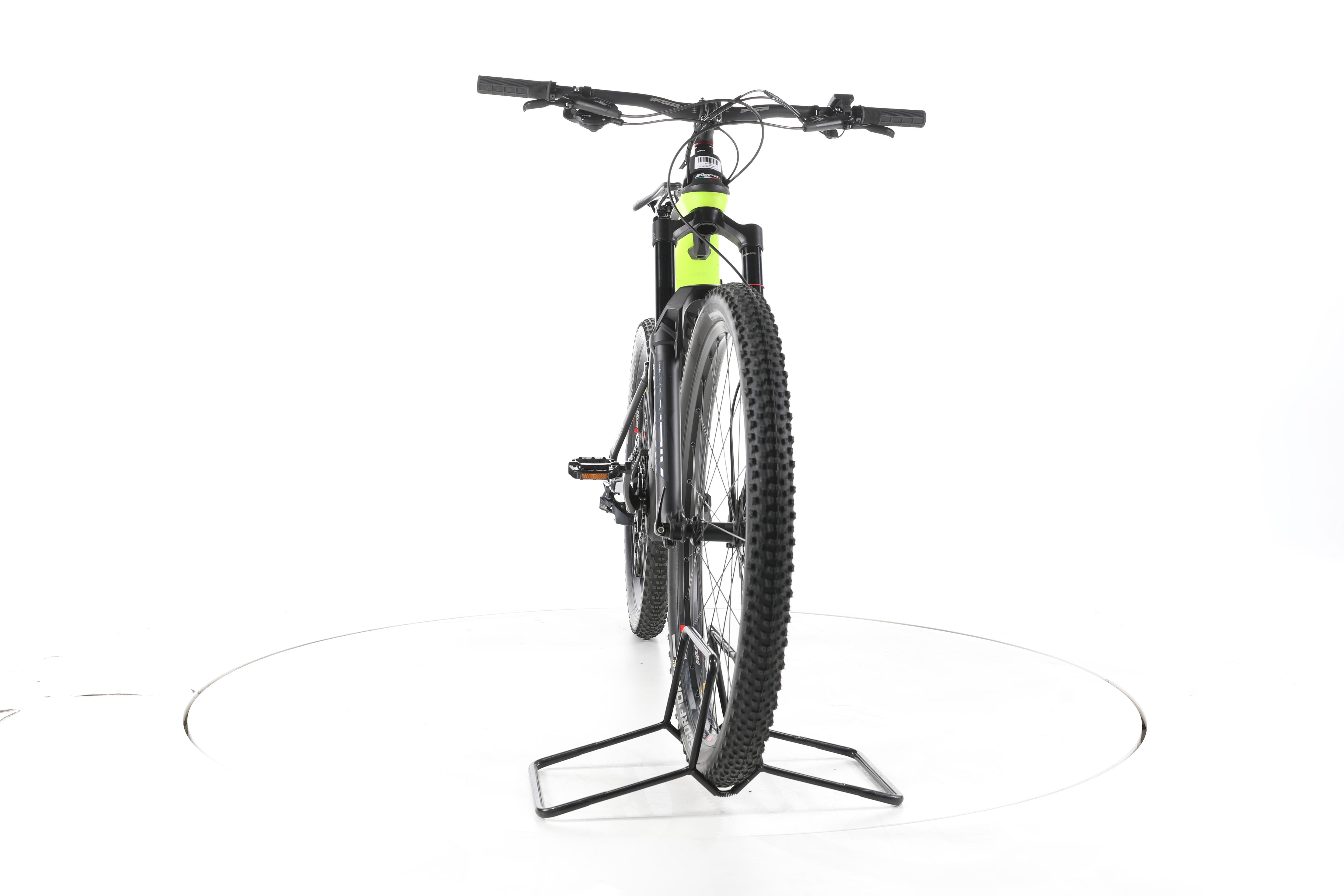 Fantic XTF 1.6 Carbon Sport Fully E-Bike - Image 4