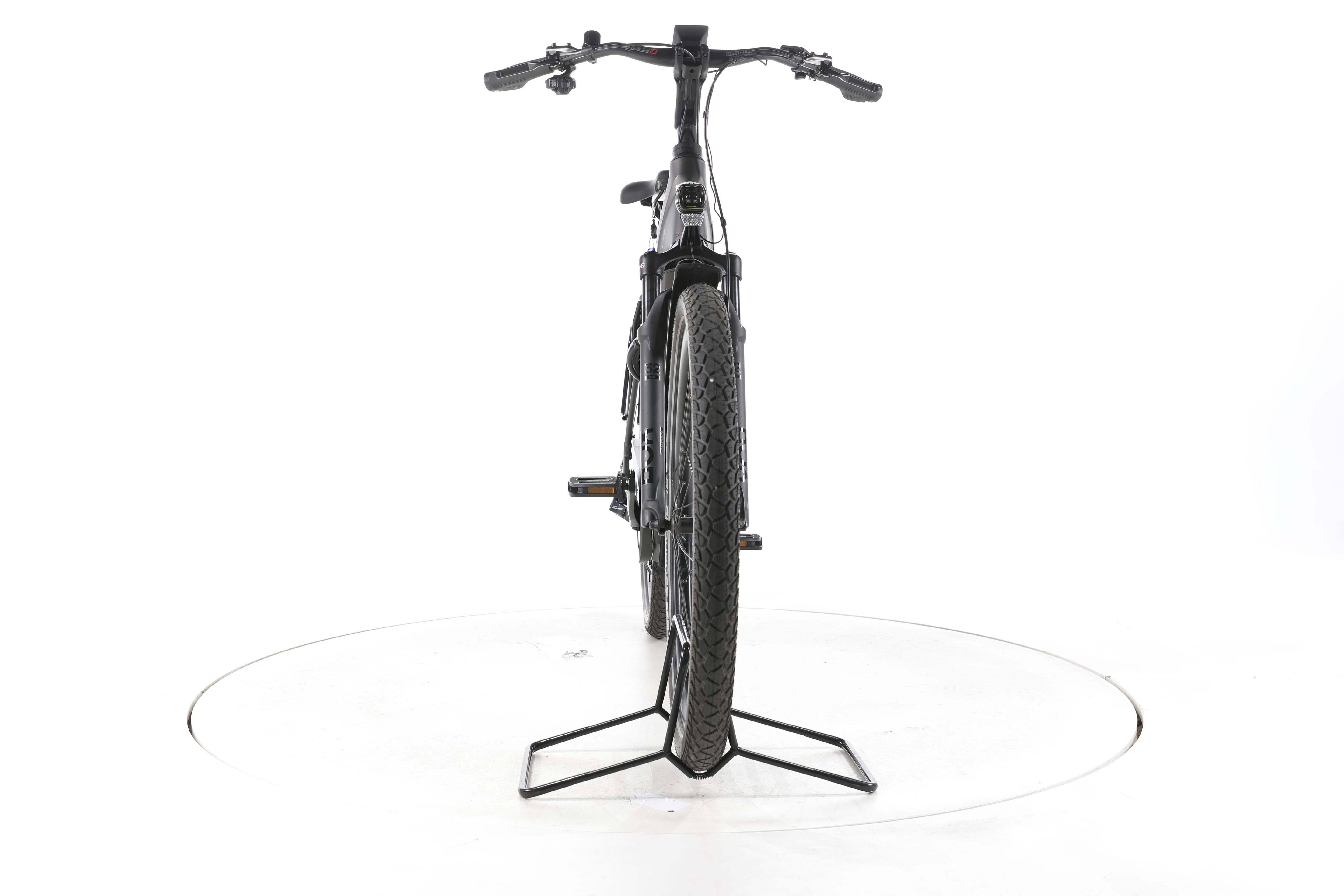 KTM Cento Plus Di2 Trekking E-Bike 2026 - Image 4