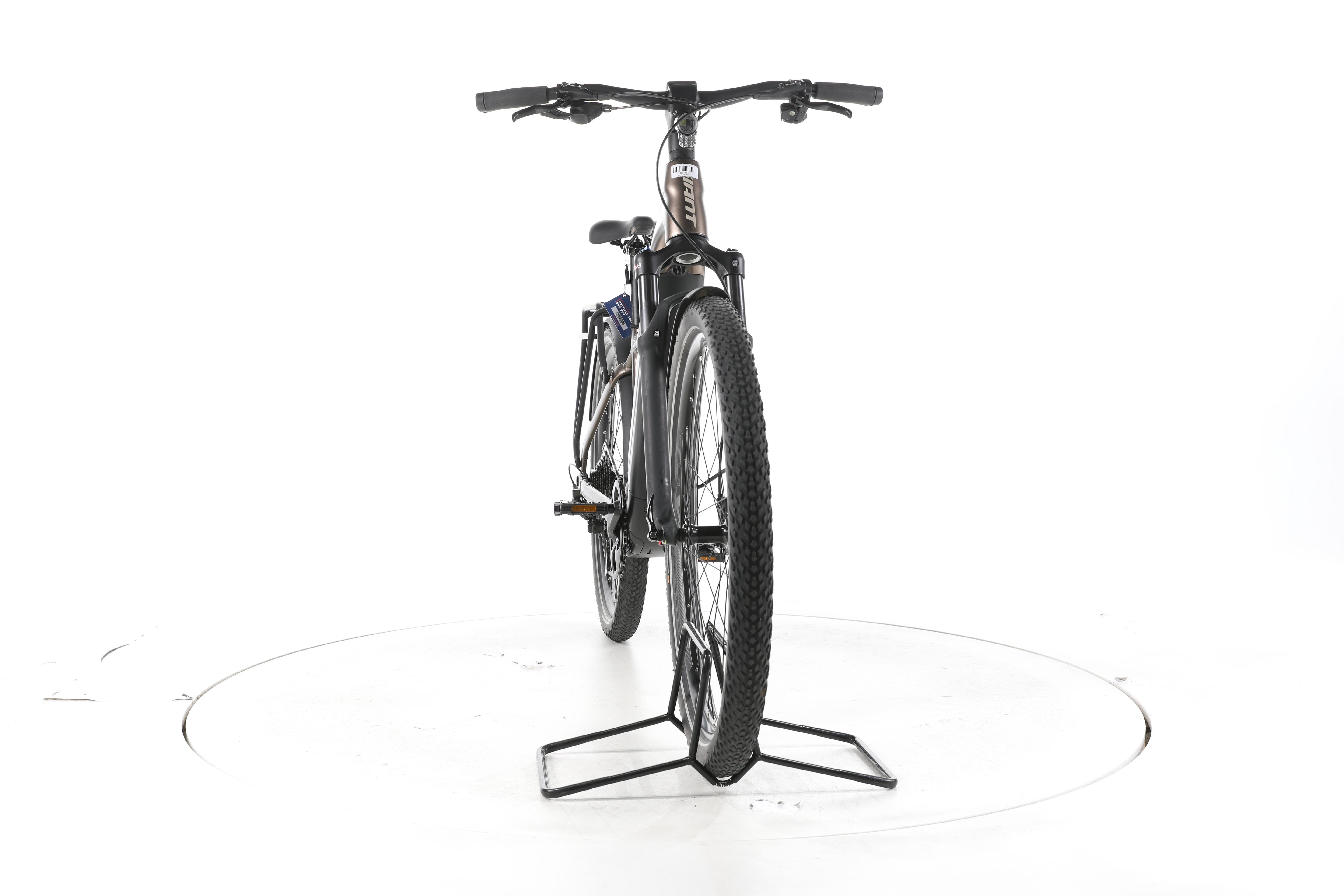 Giant Explore E+ Pro 1 Trekking E-Bike - Image 4
