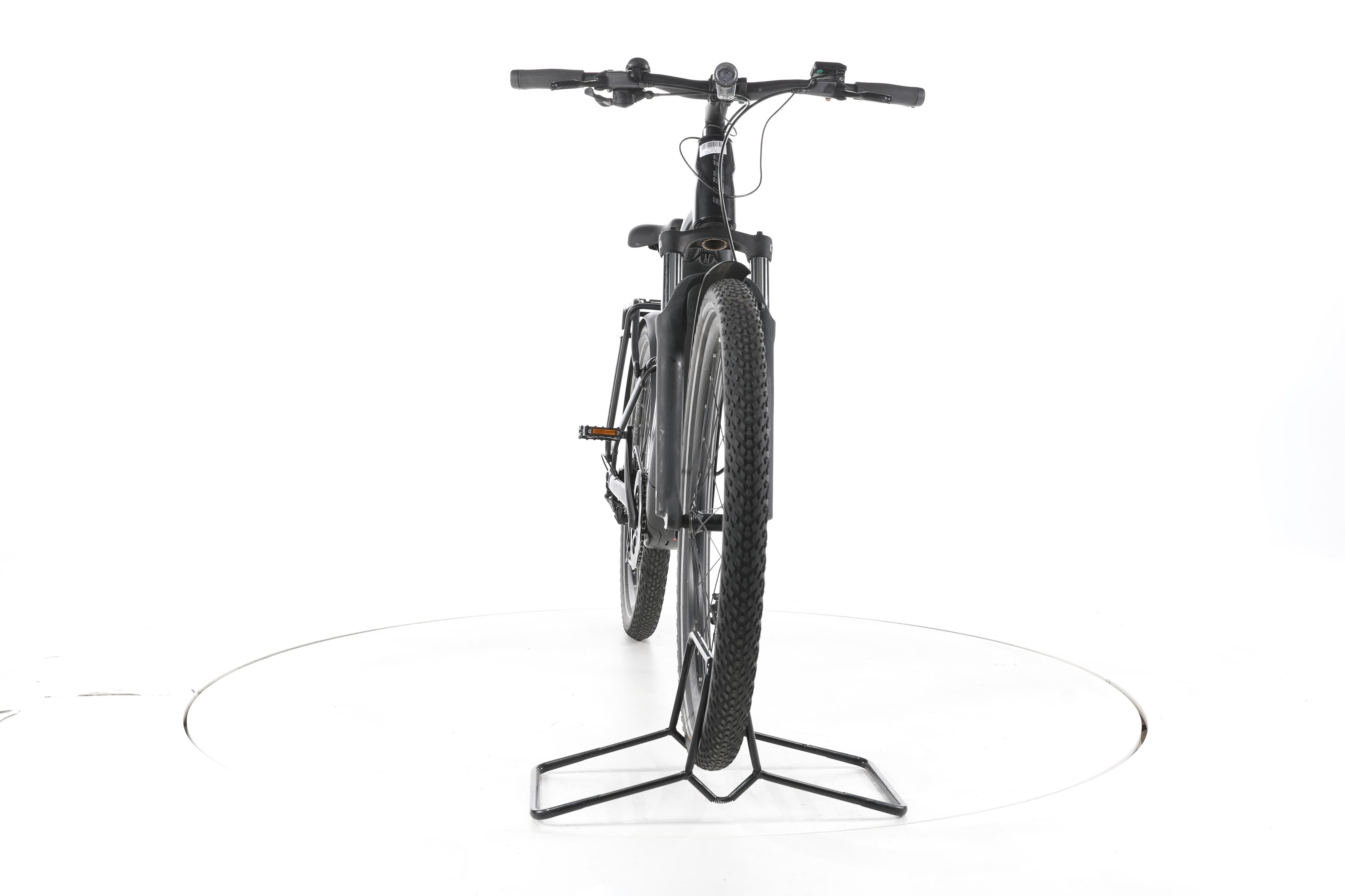 Giant Explore E+ 2 Trekking E-Bike - Image 4