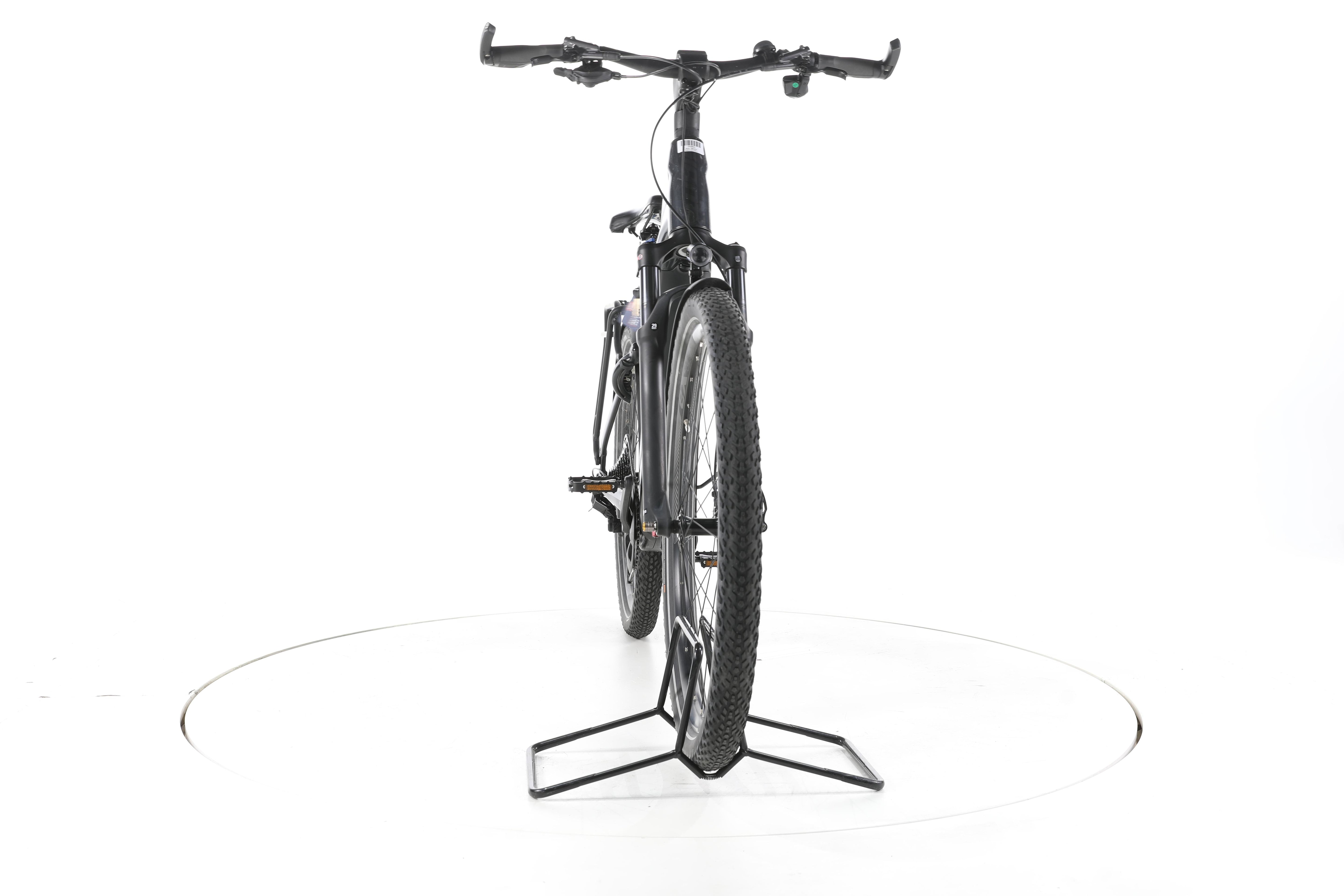 Giant Explore E+ 3 Trekking E-Bike - Image 4