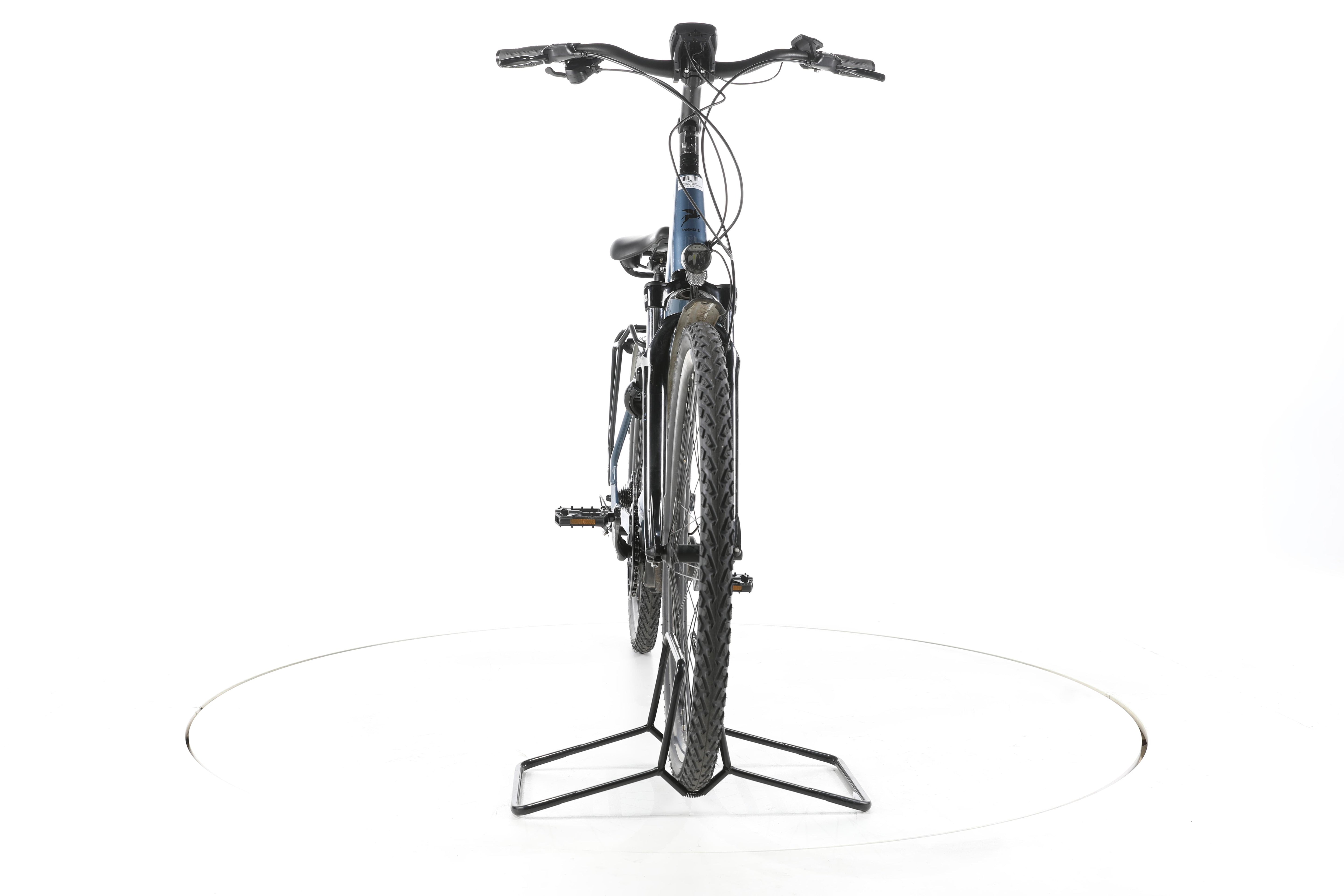 Pegasus Solero E8 Sport Performance Trekking E-Bike Tiefeinsteiger - Image 4