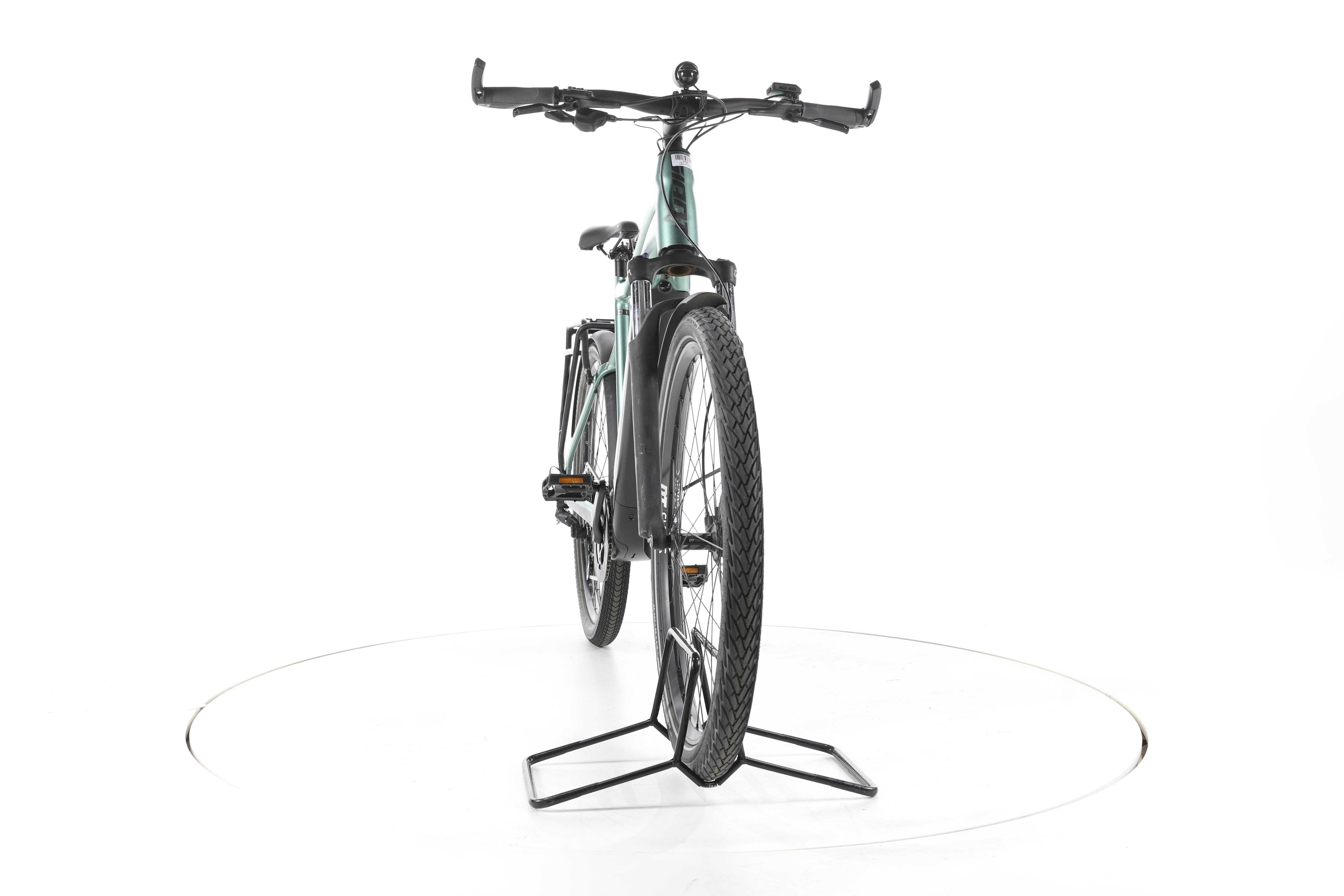 Giant Explore E+ 1 Trekking E-Bike - Image 4