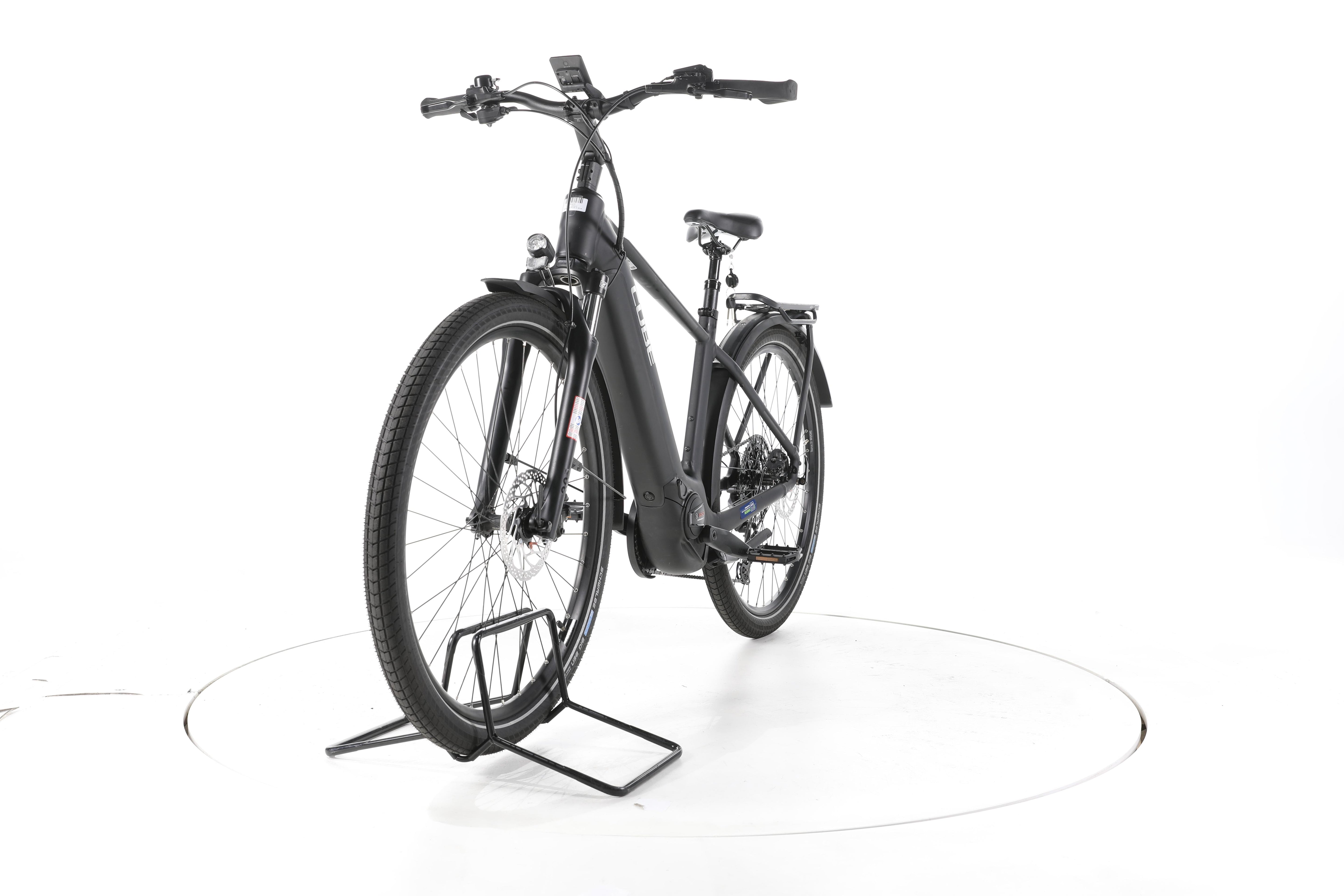 Cube Touring Hybrid Pro Trekking E-Bike - Image 5