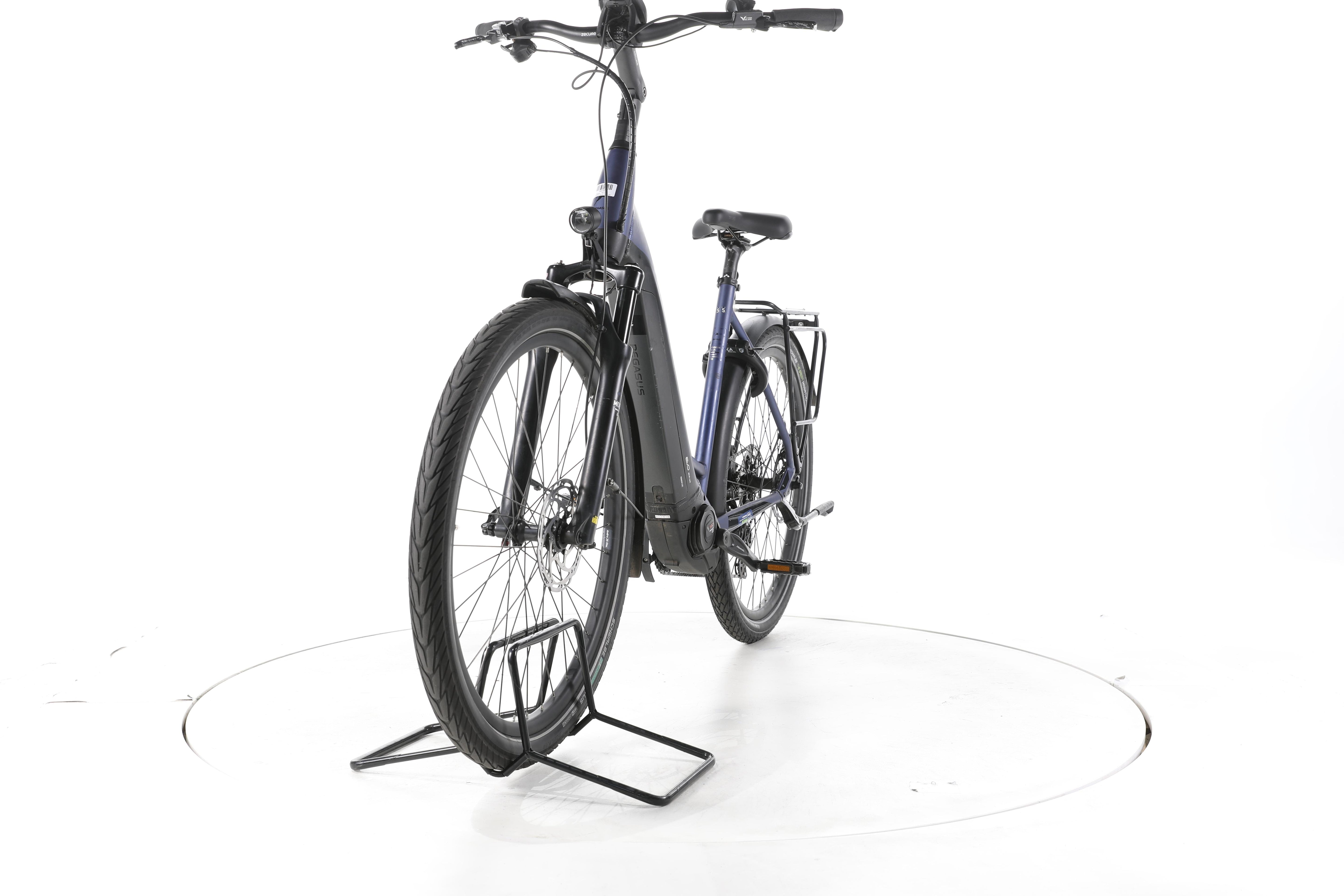 Pegasus Strong EVO Lite Trekking E-Bike Tiefeinsteiger - Image 5