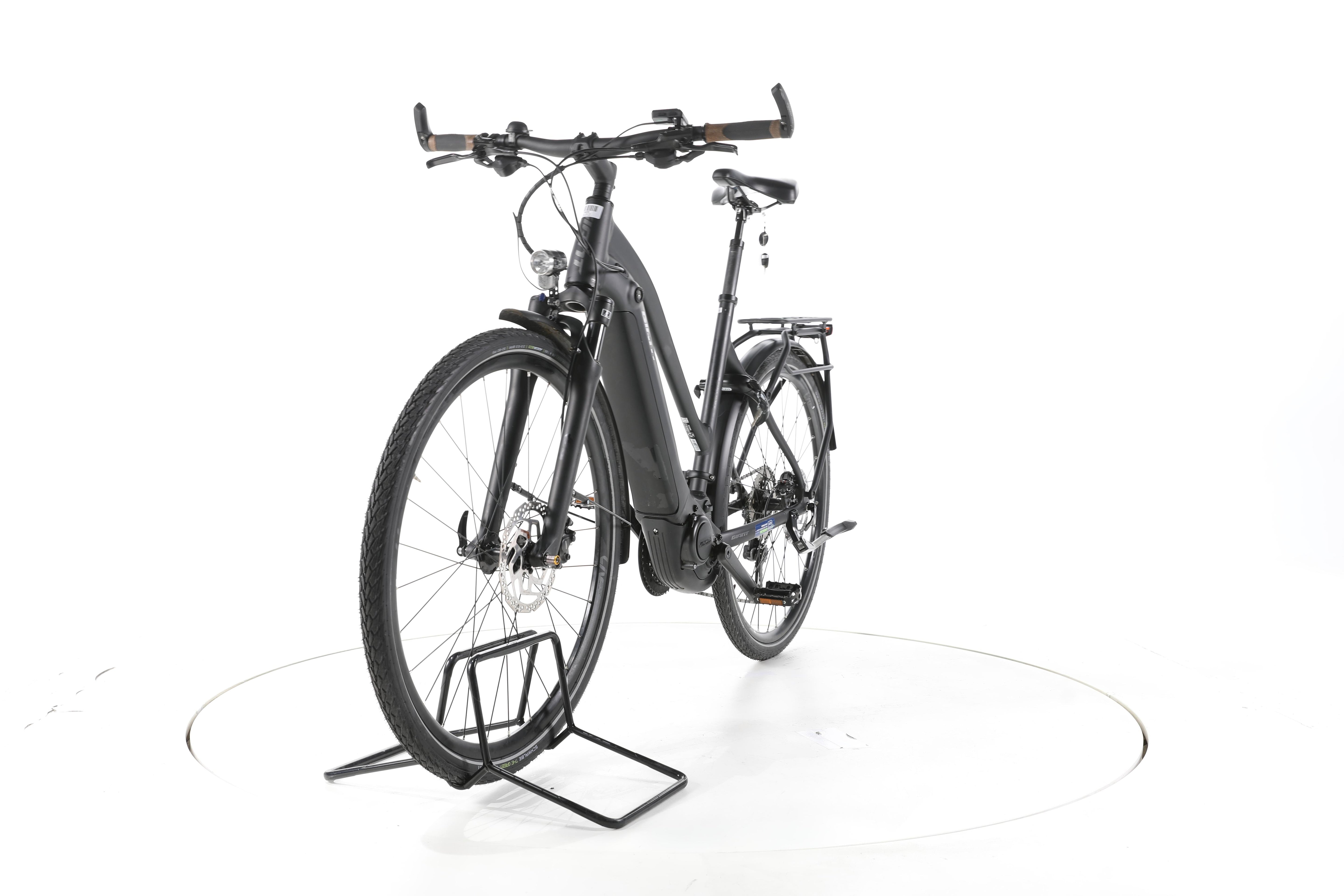 Giant Explore E+ 1 Trekking E-Bike - Image 5