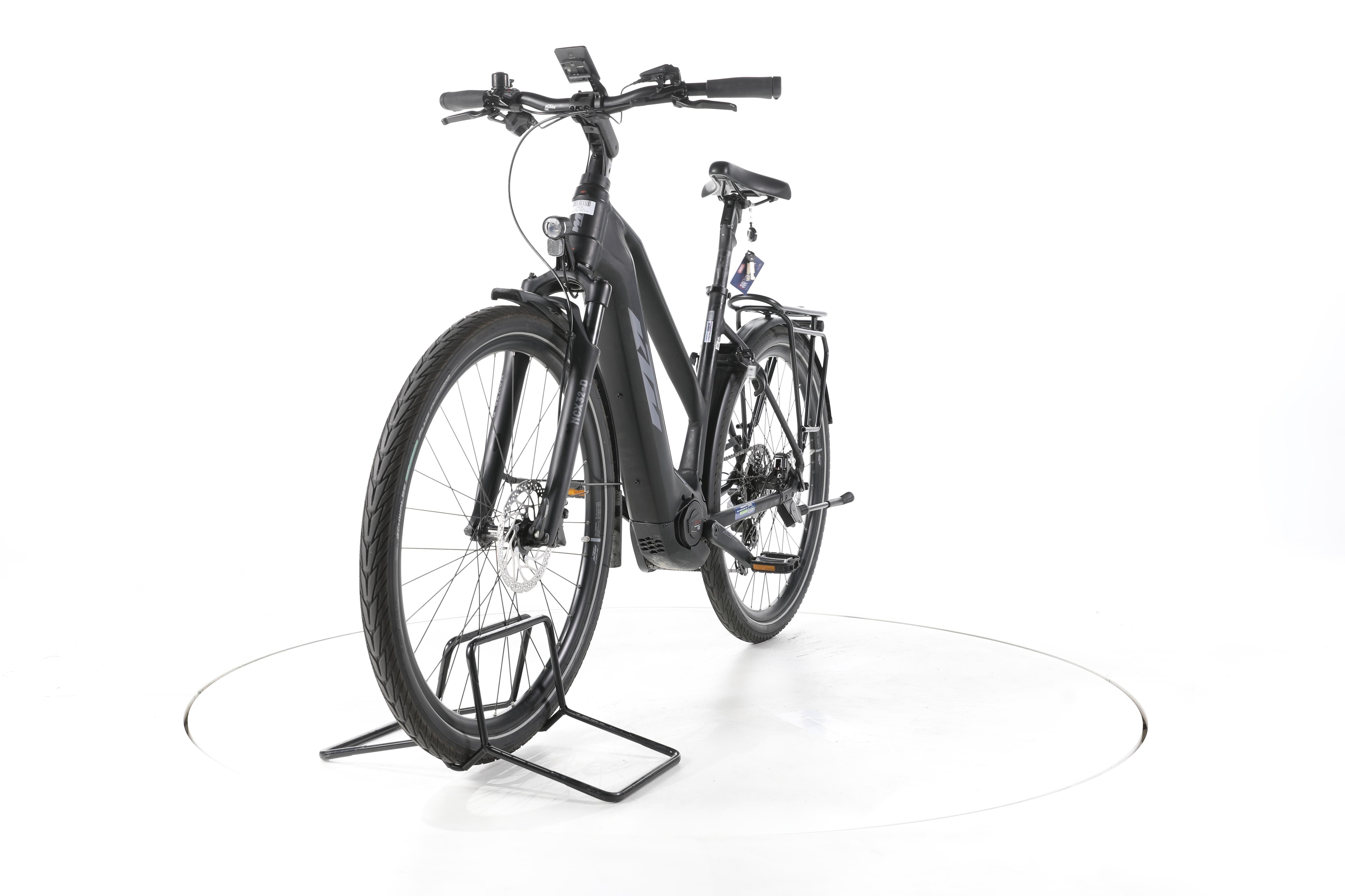 KTM Macina Style 730 Trekking E-Bike - Image 5