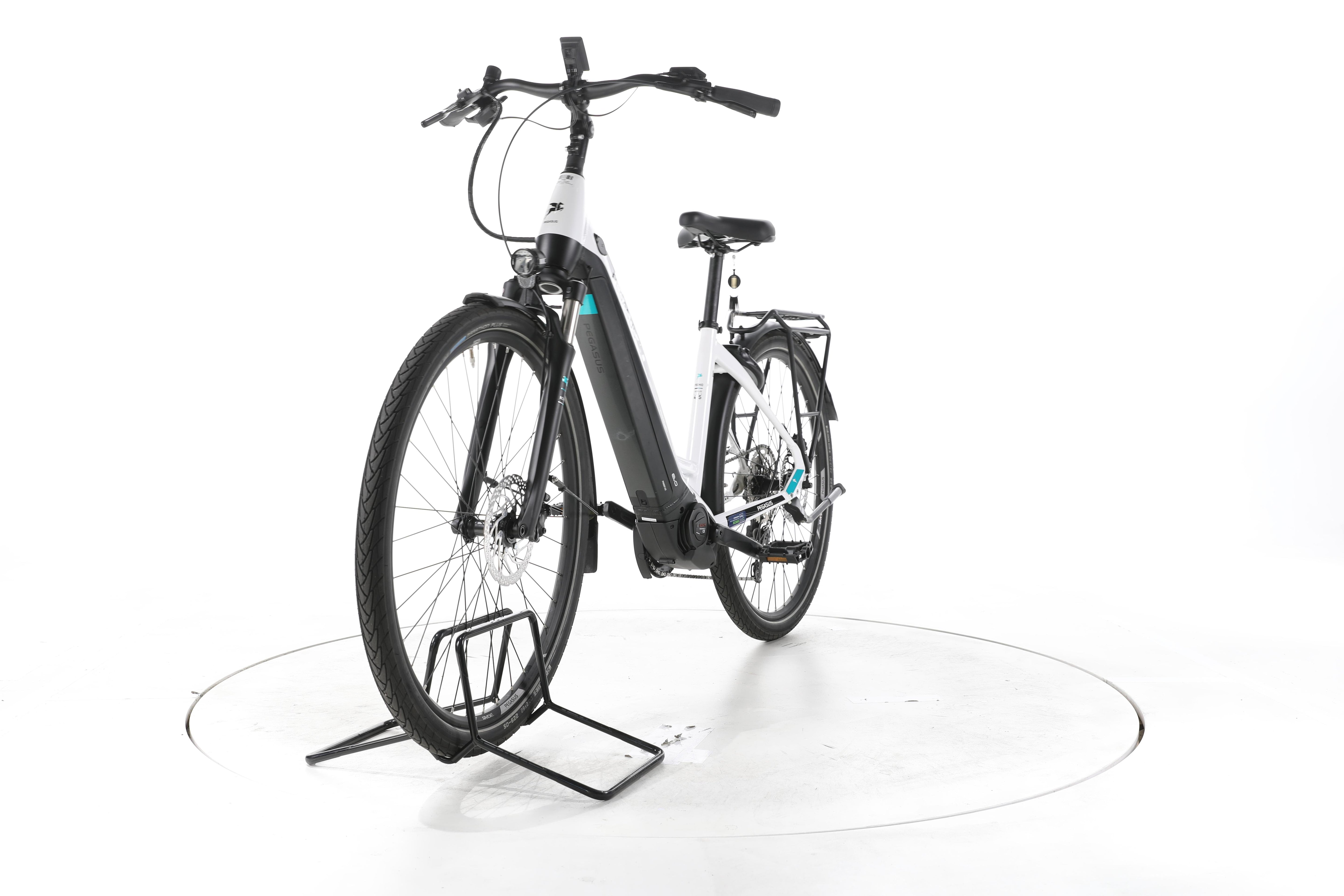 Pegasus Premio Evo 10 Lite Trekking E-Bike Tiefeinsteiger - Image 5