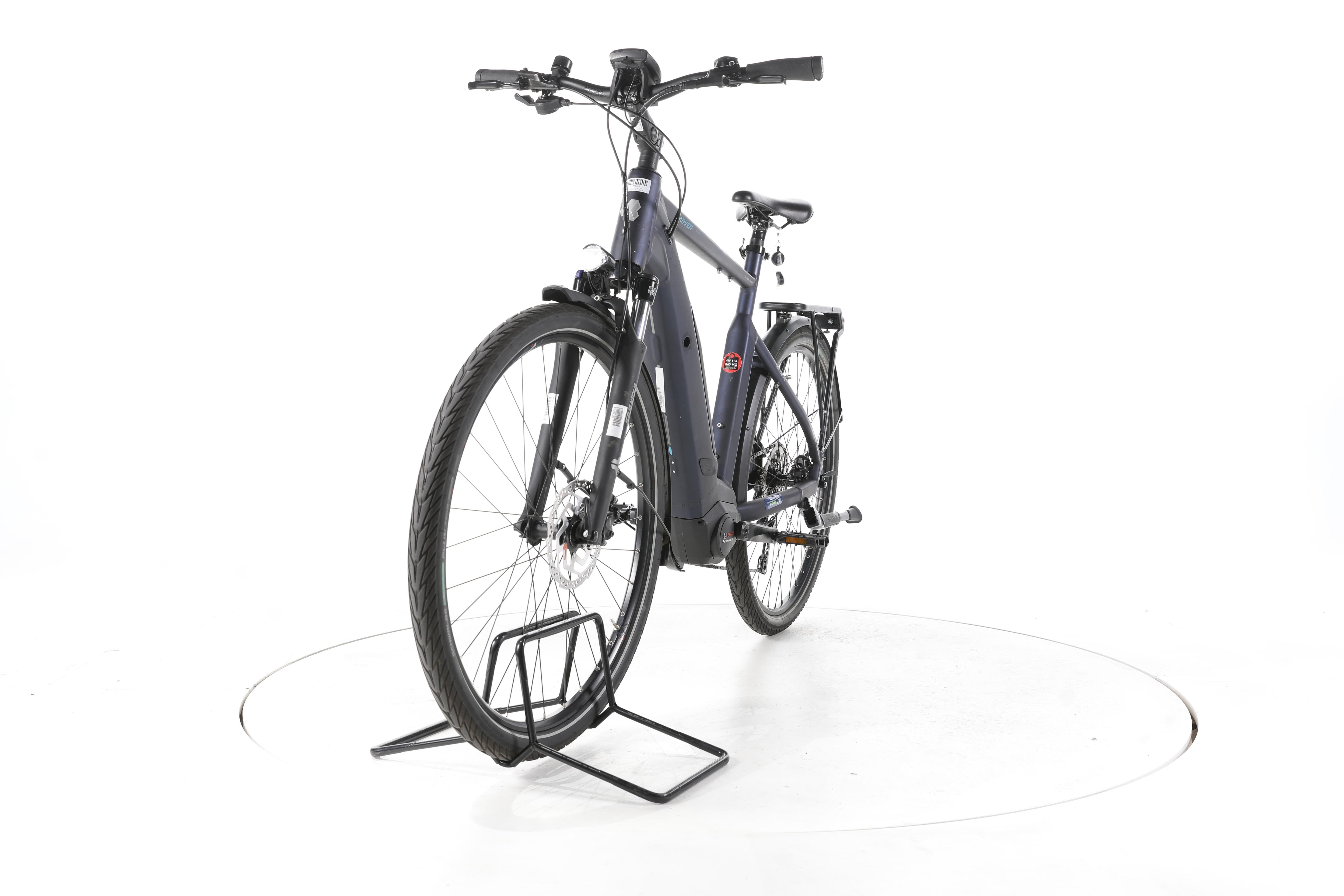 Carver Route E.420 Trekking E-Bike - Image 5