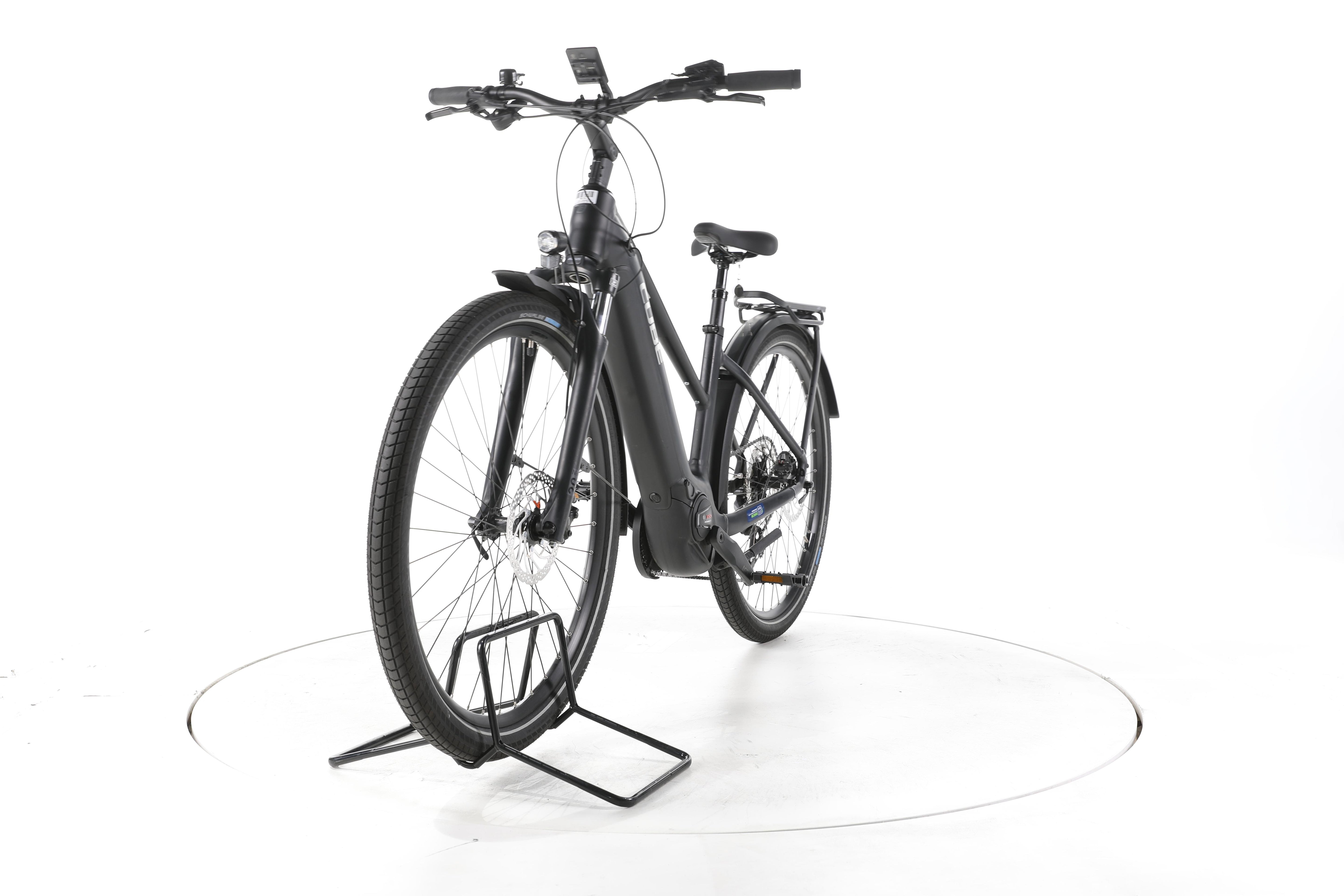 Cube Touring Hybrid Pro Trekking E-Bike - Image 5