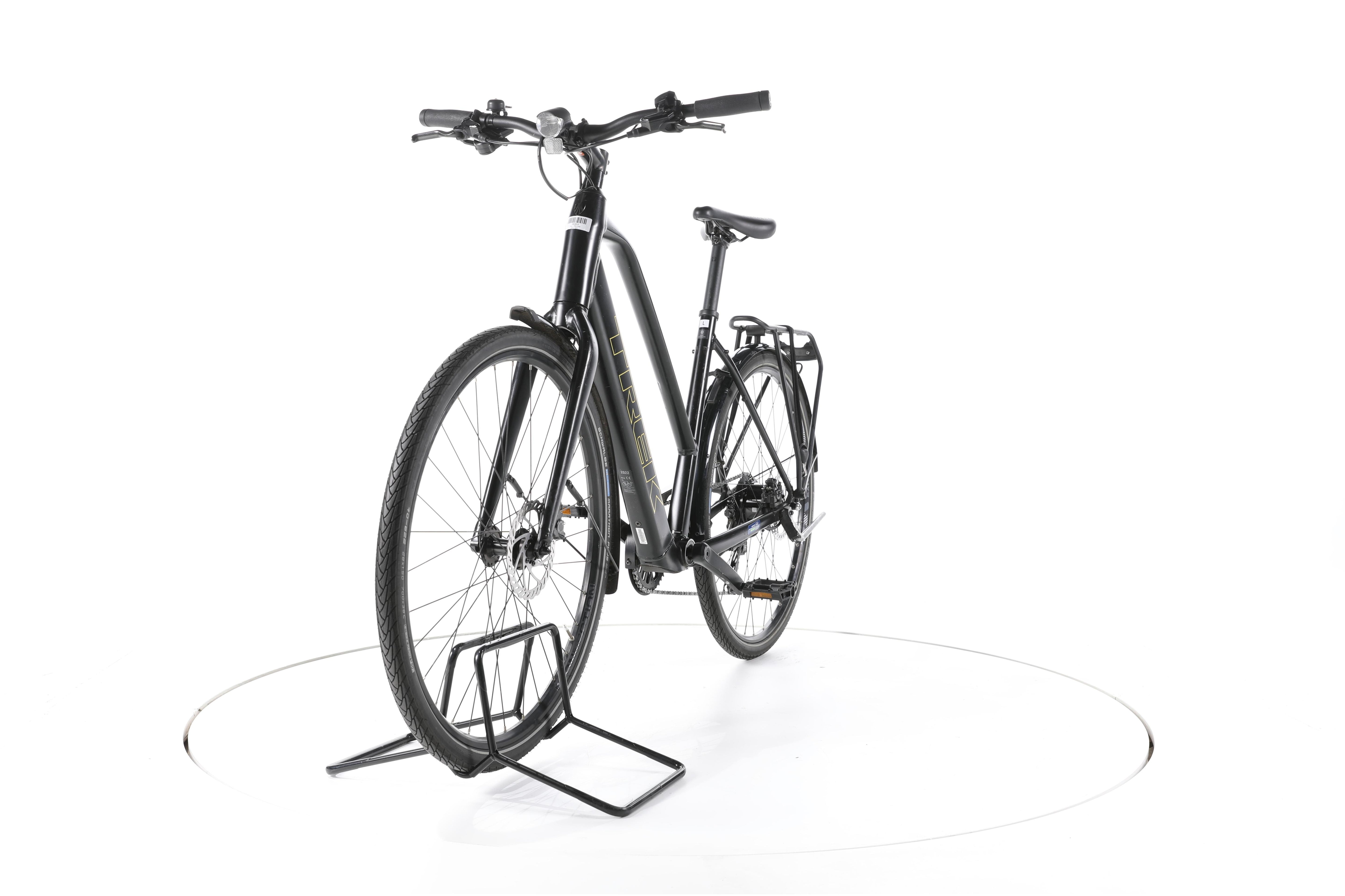 Trek FX+ 2 Trekking E-Bike - Image 5