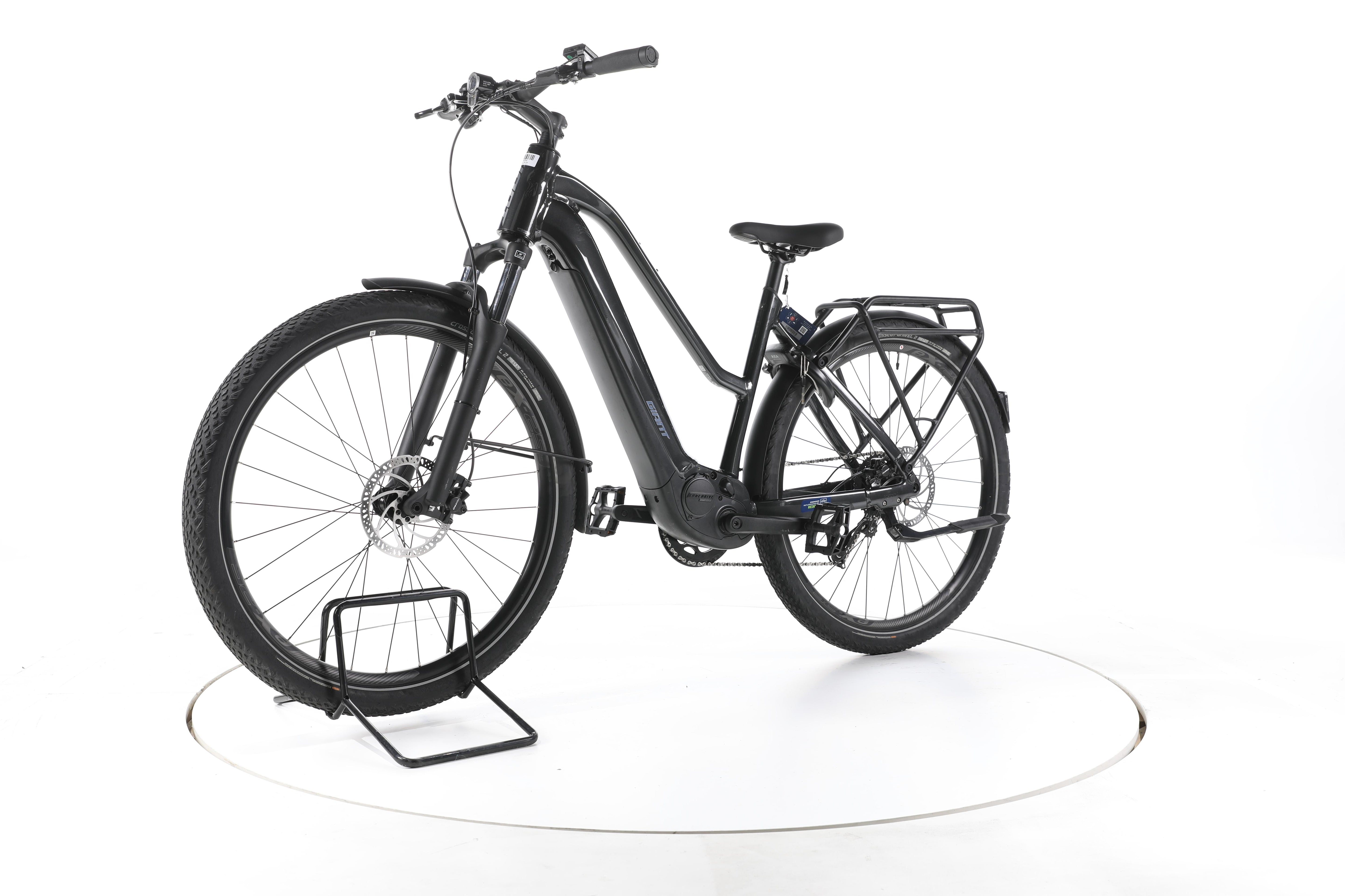 Giant Explore E+ 2 Trekking E-Bike - Image 6