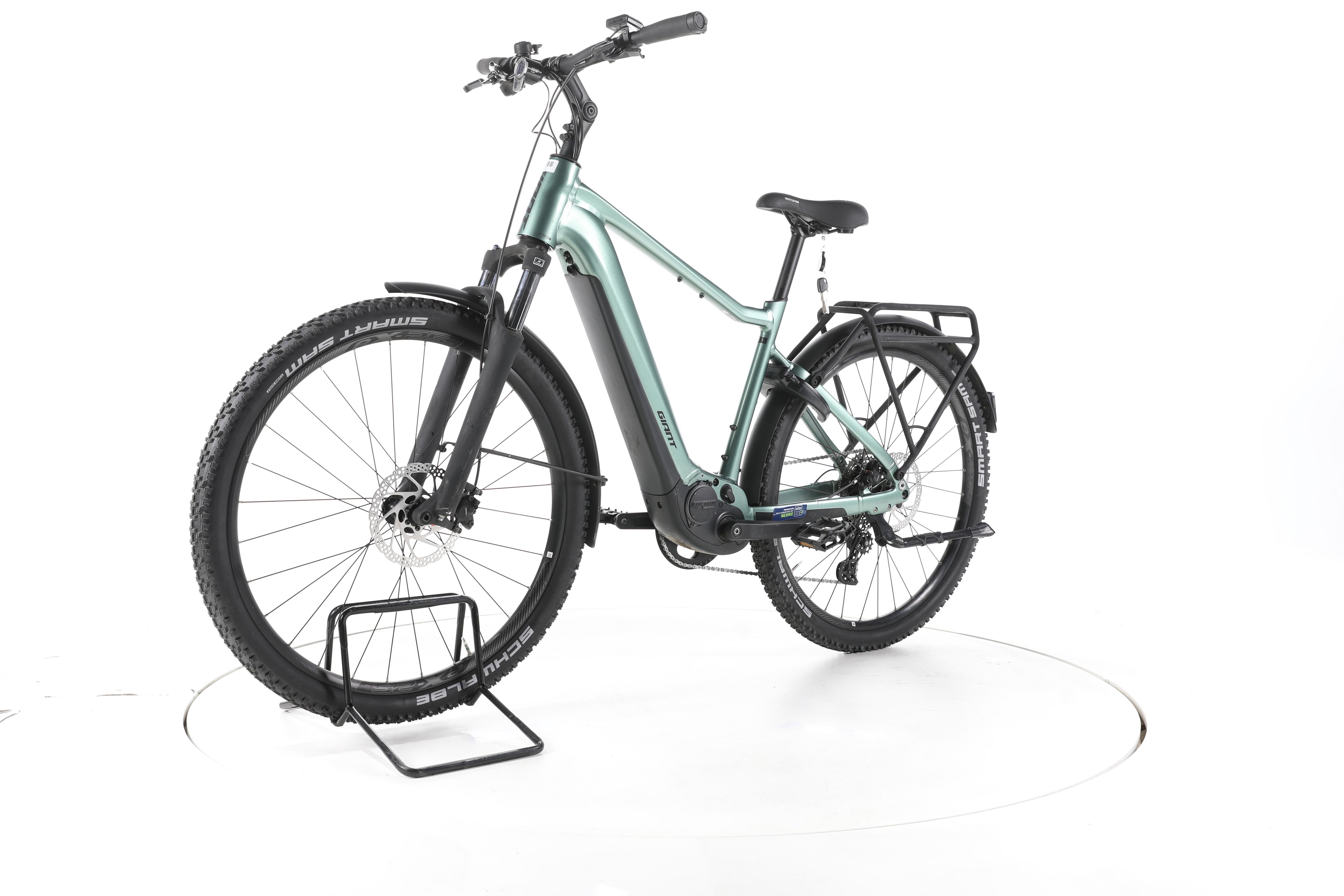 Giant Explore E+ 1 Trekking E-Bike - Image 6