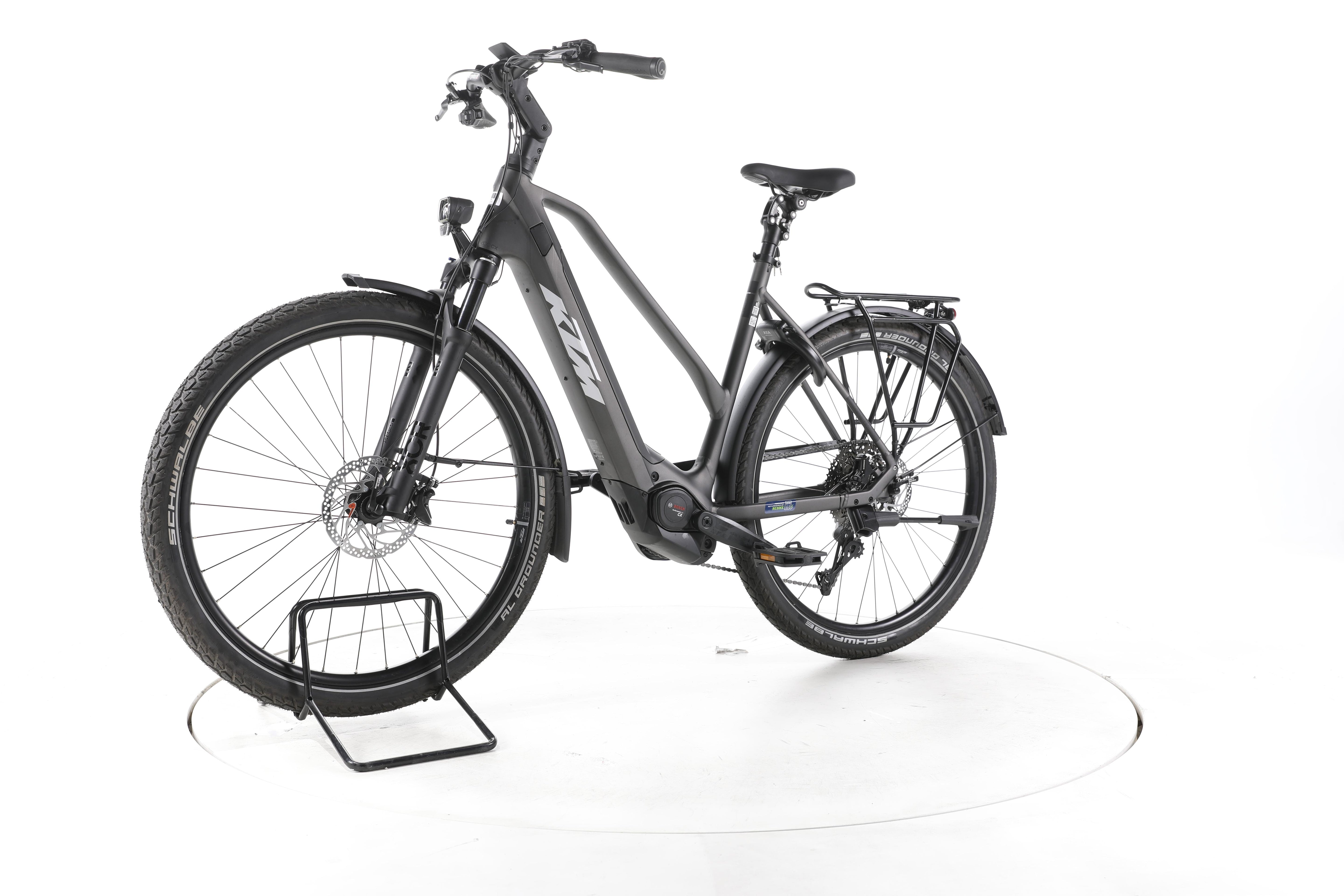 KTM Cento Plus Di2 Trekking E-Bike 2026 - Image 6