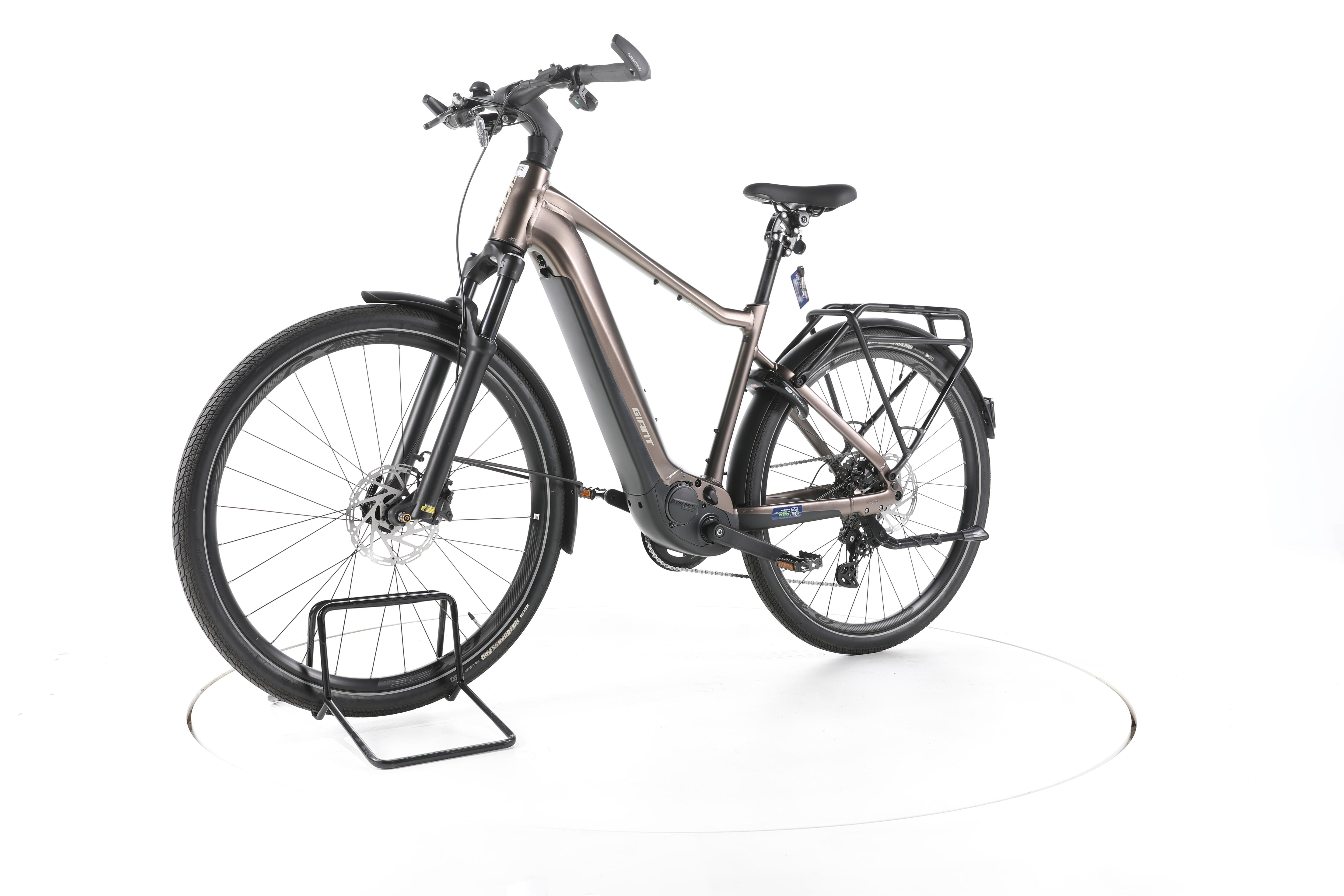Giant Explore E+ Pro 1 GTS Trekking E-Bike - Image 6