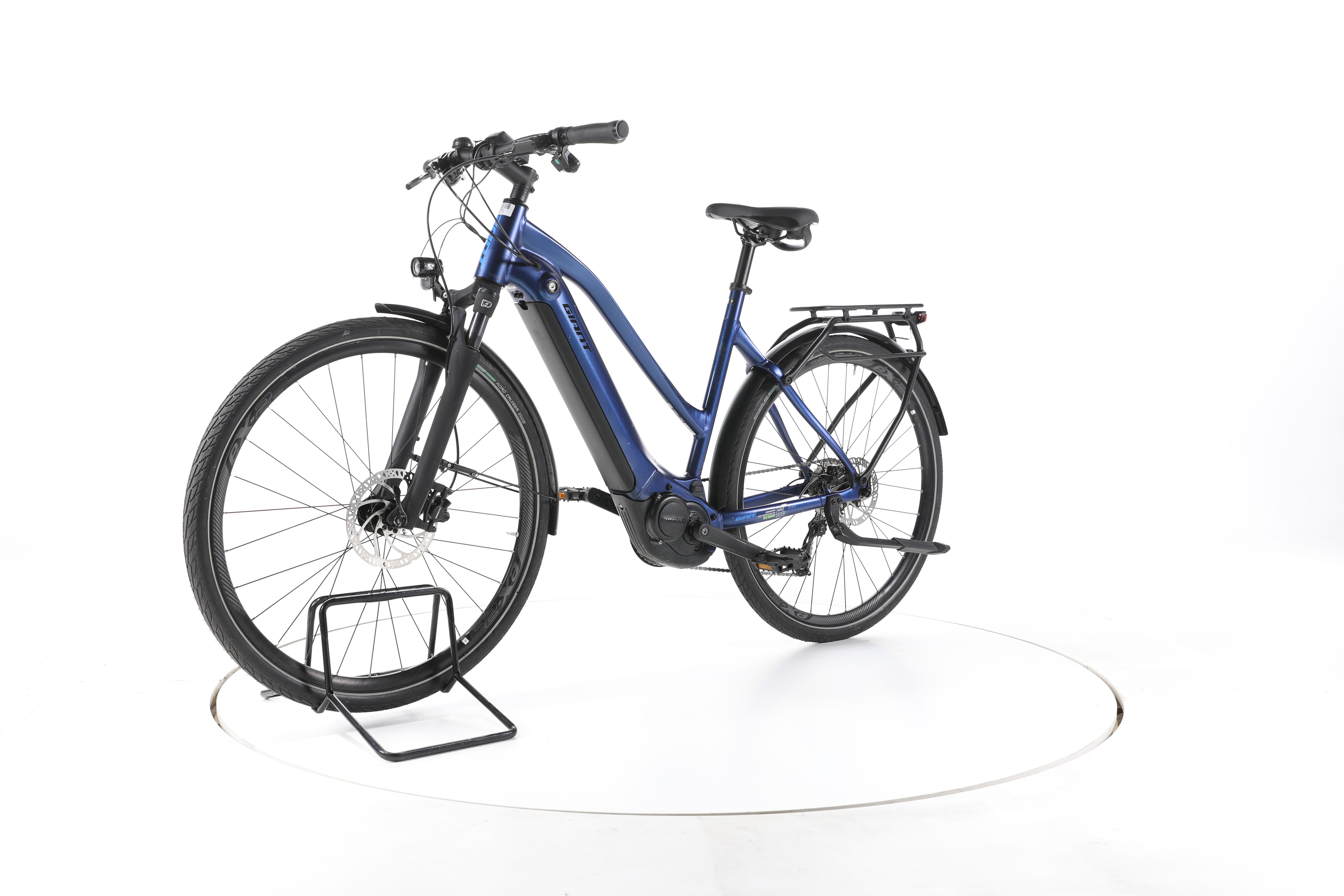 Giant EXPLORE E+ 2 Trekking E-Bike - Image 6