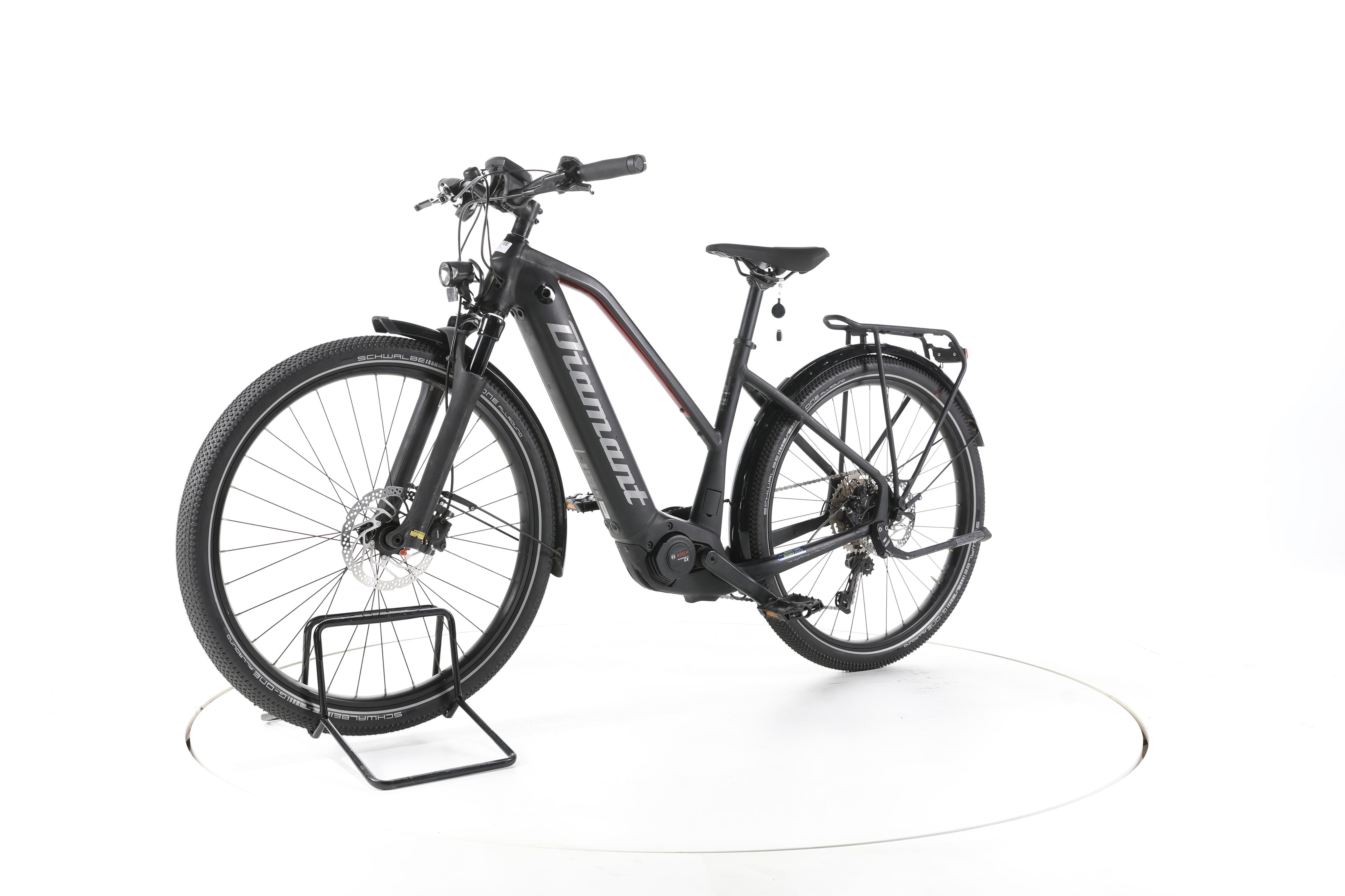 Diamant Zouma Deluxe+ Trekking E-Bike - Image 6
